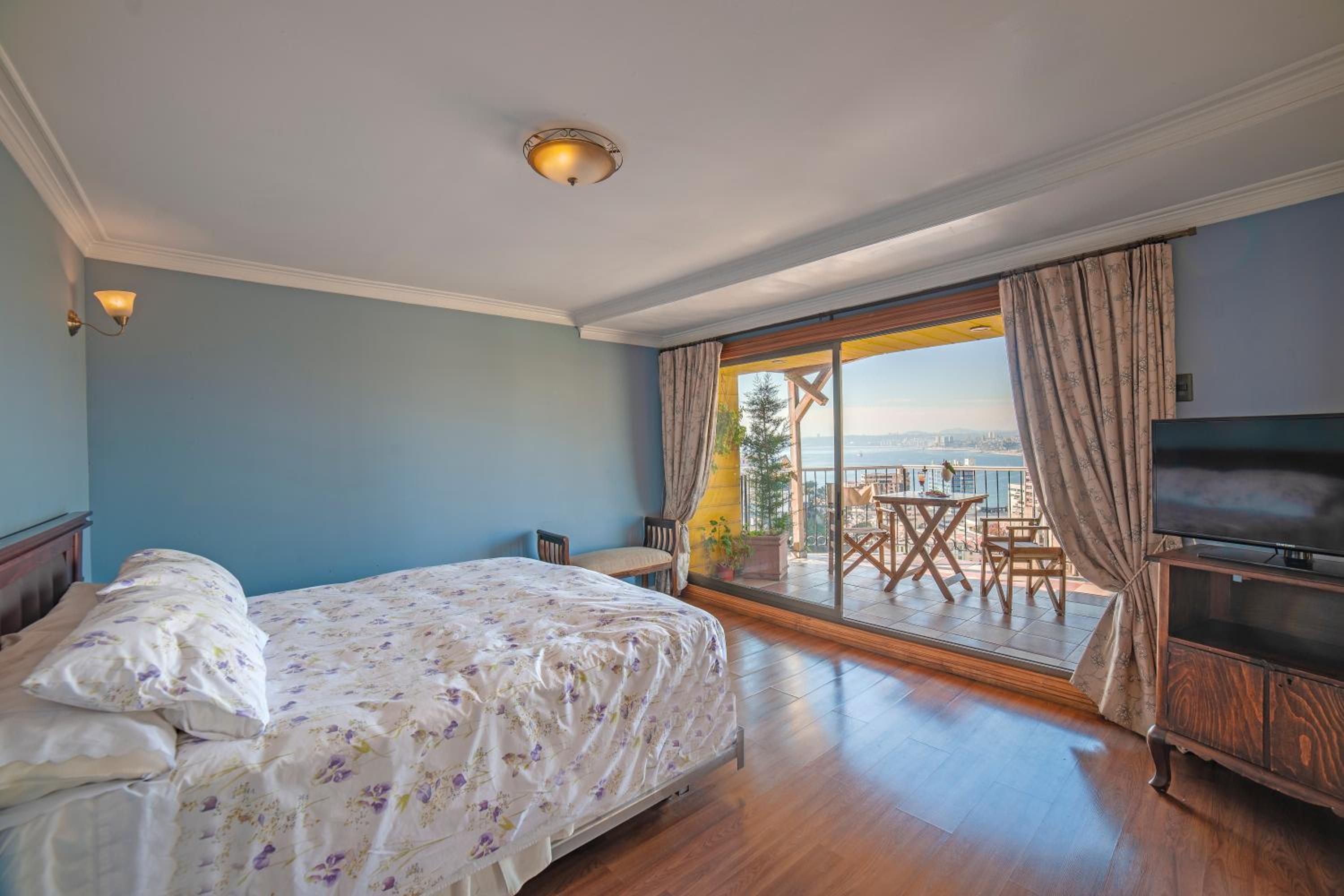 Deluxe Double or Twin Room photo 2