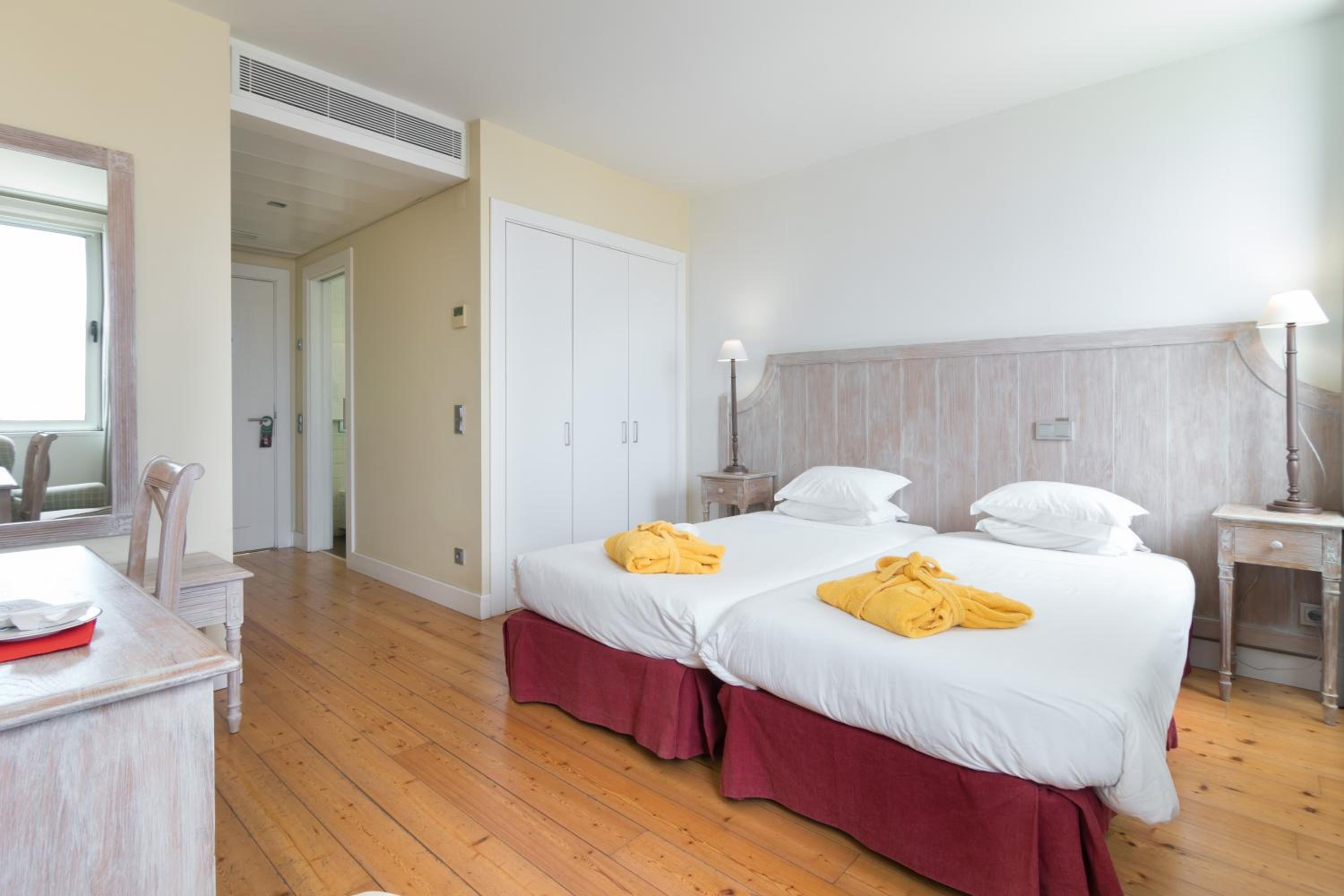 Twin Room with Land View