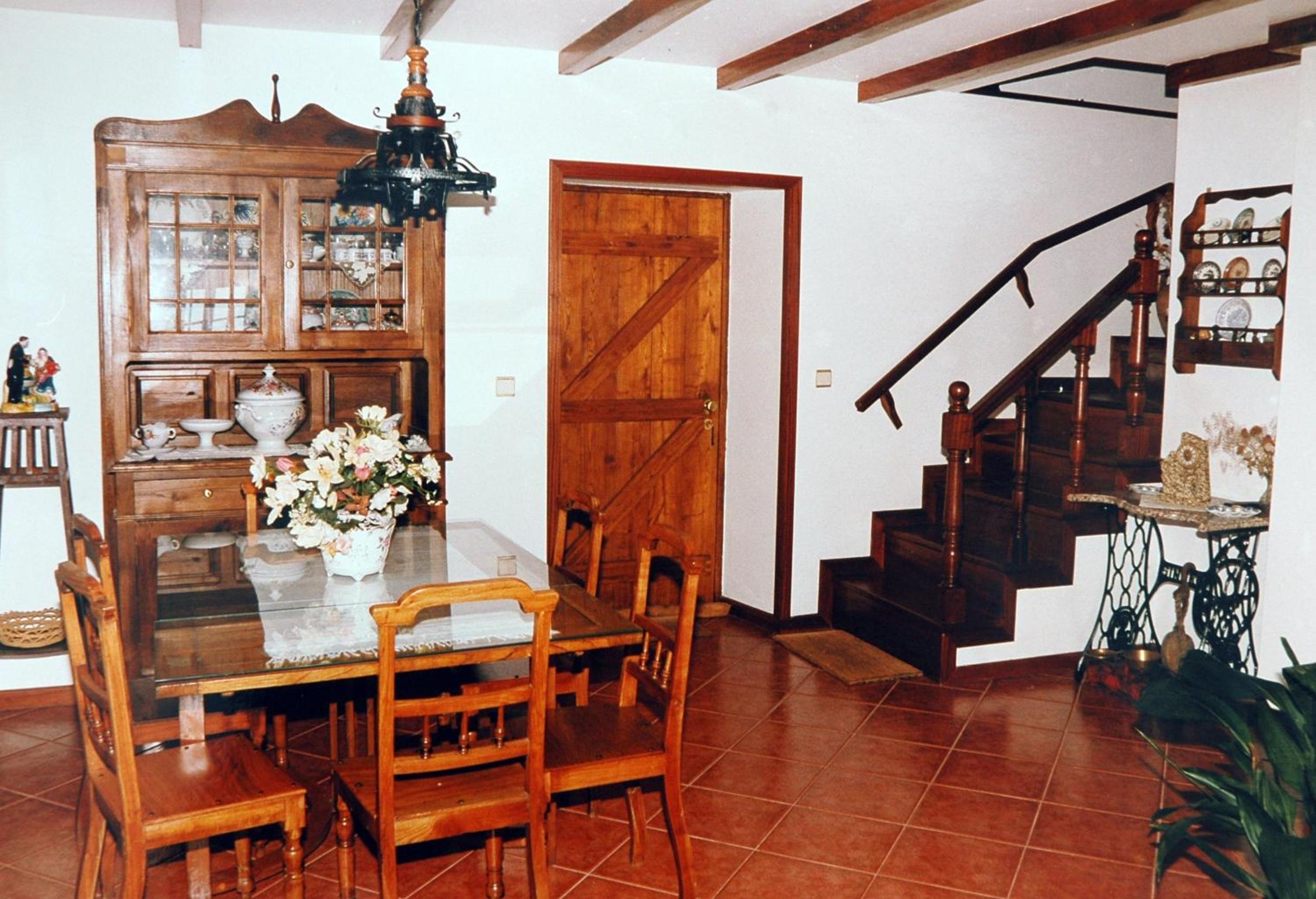 Three-Bedroom House photo 2