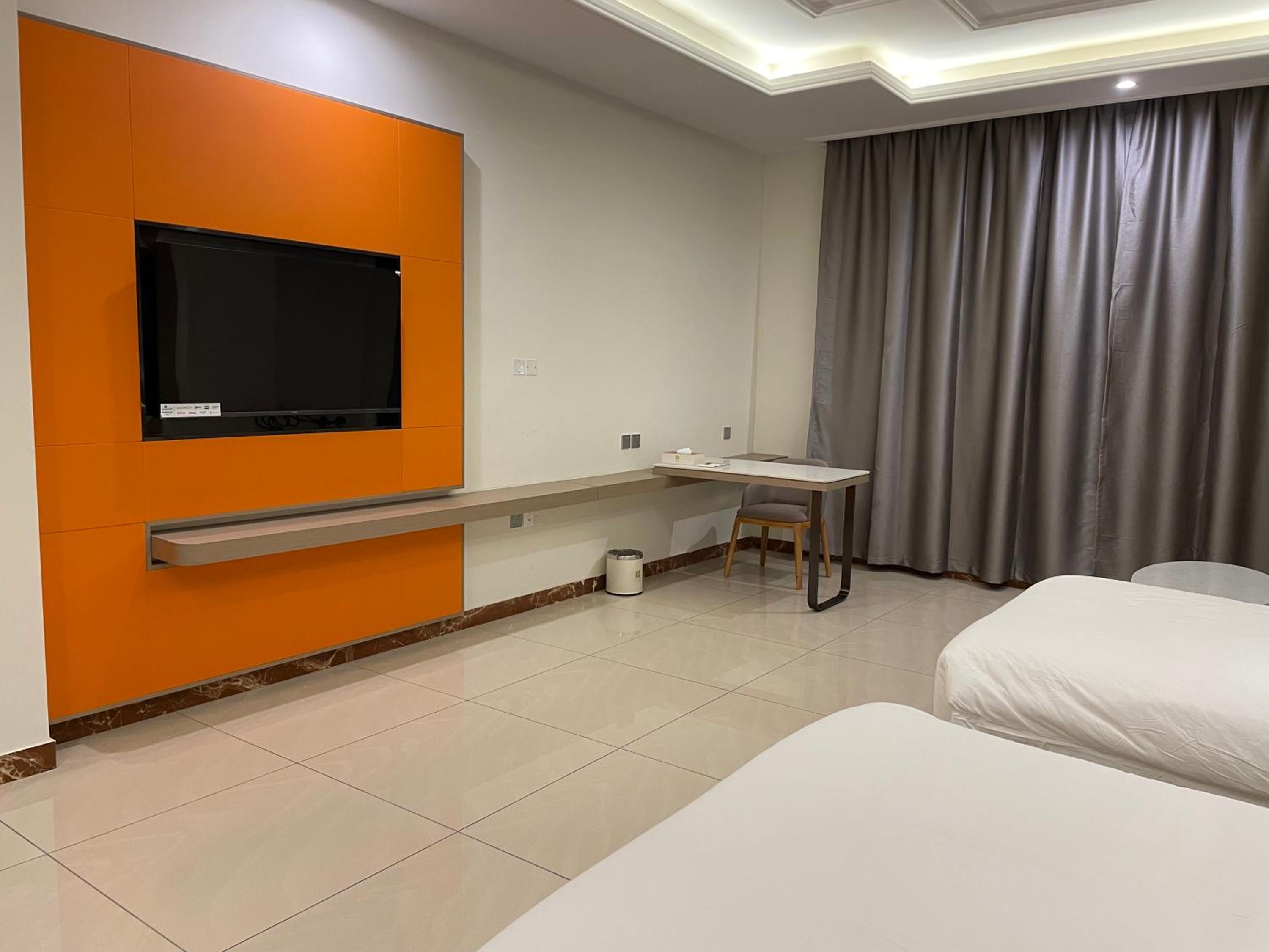 Junior Suite with Garden View photo 3
