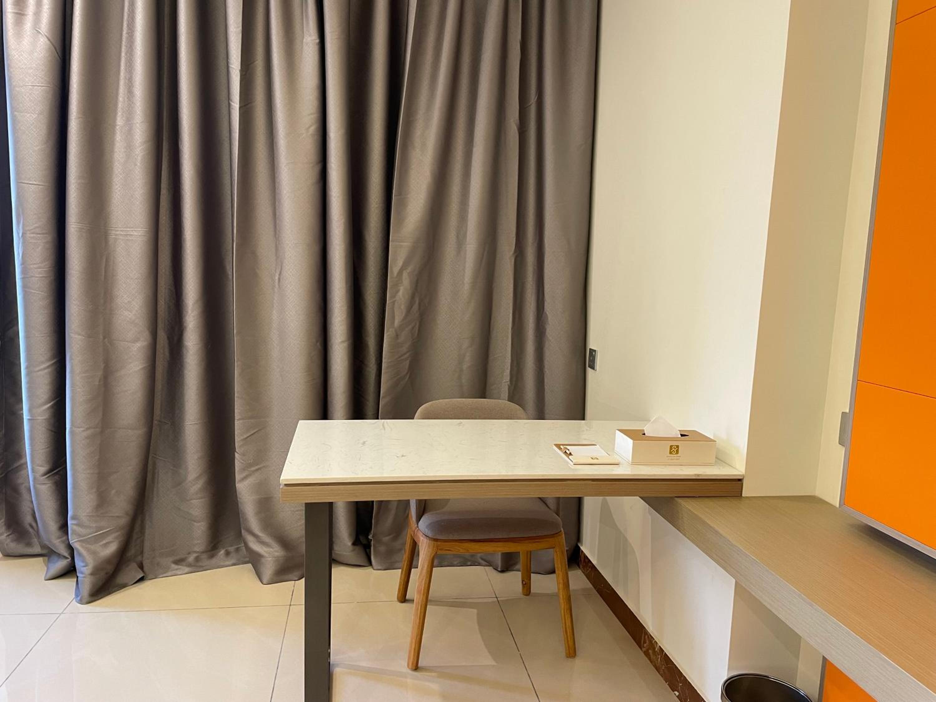 Junior Suite with Garden View