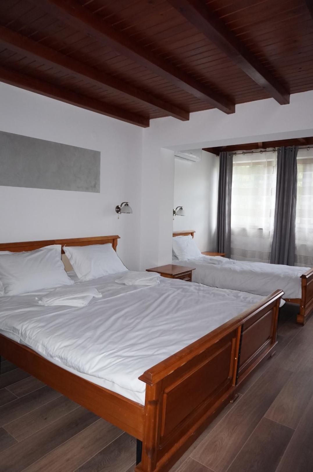 Triple Room with Shower - Photo 4