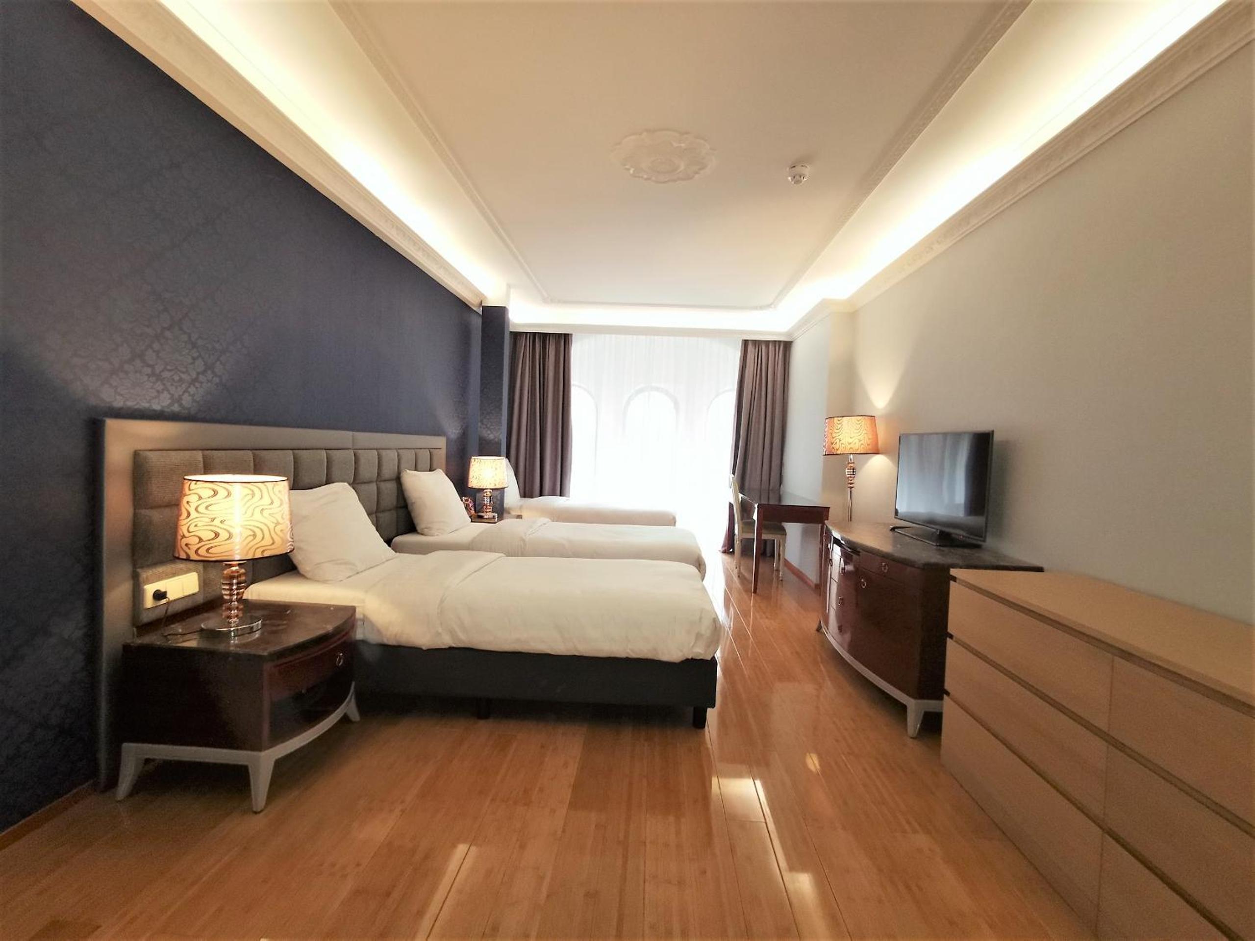Superior Triple Room with Balcony