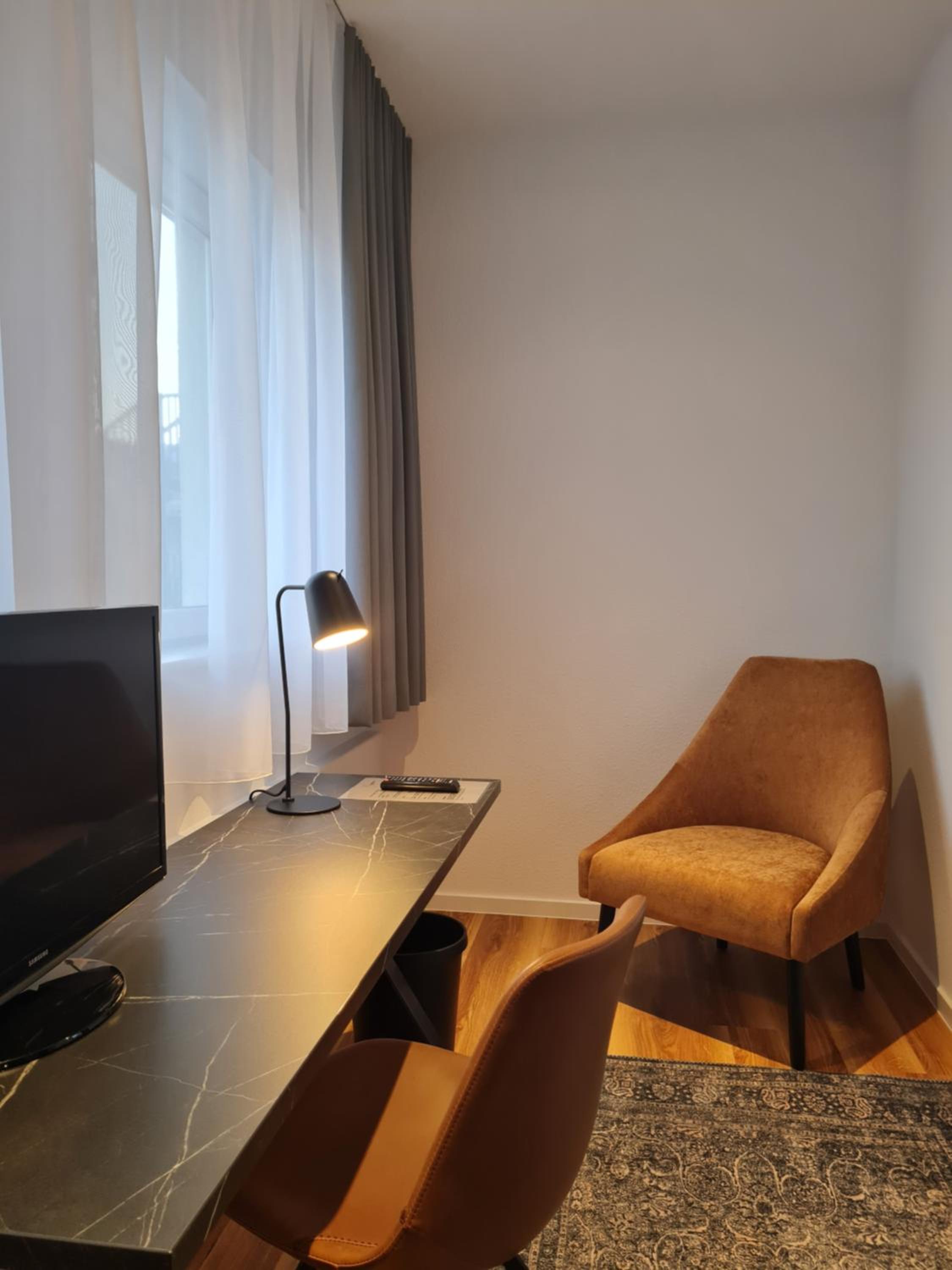 Single Room with Bathroom photo 3