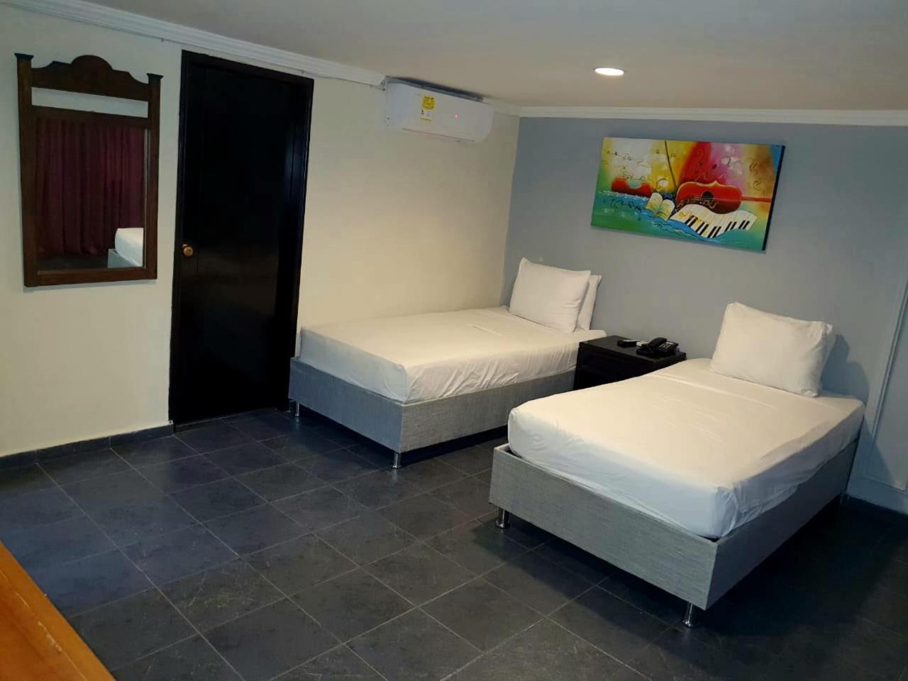 Twin Room photo 2