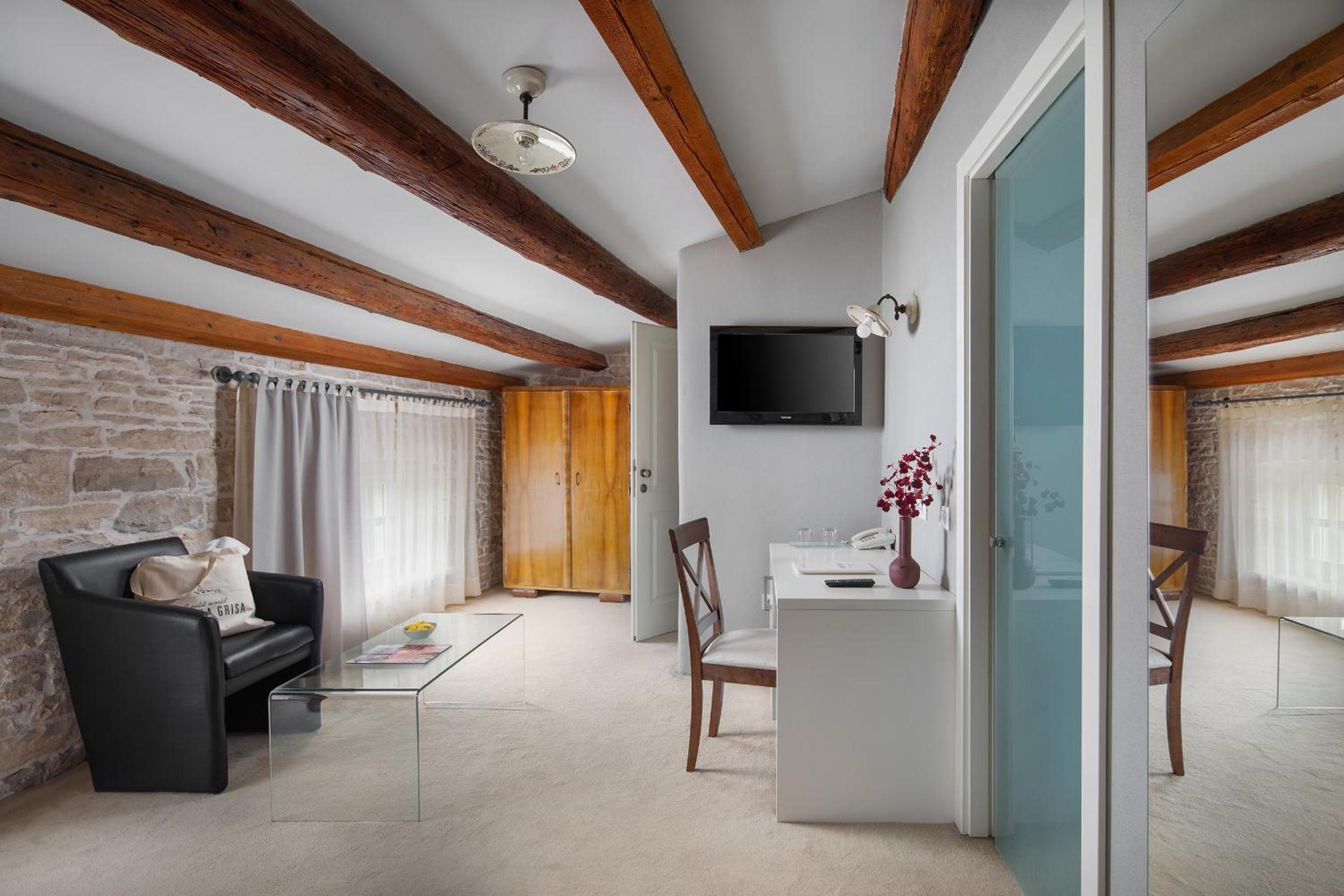 Superior Double Room photo 2