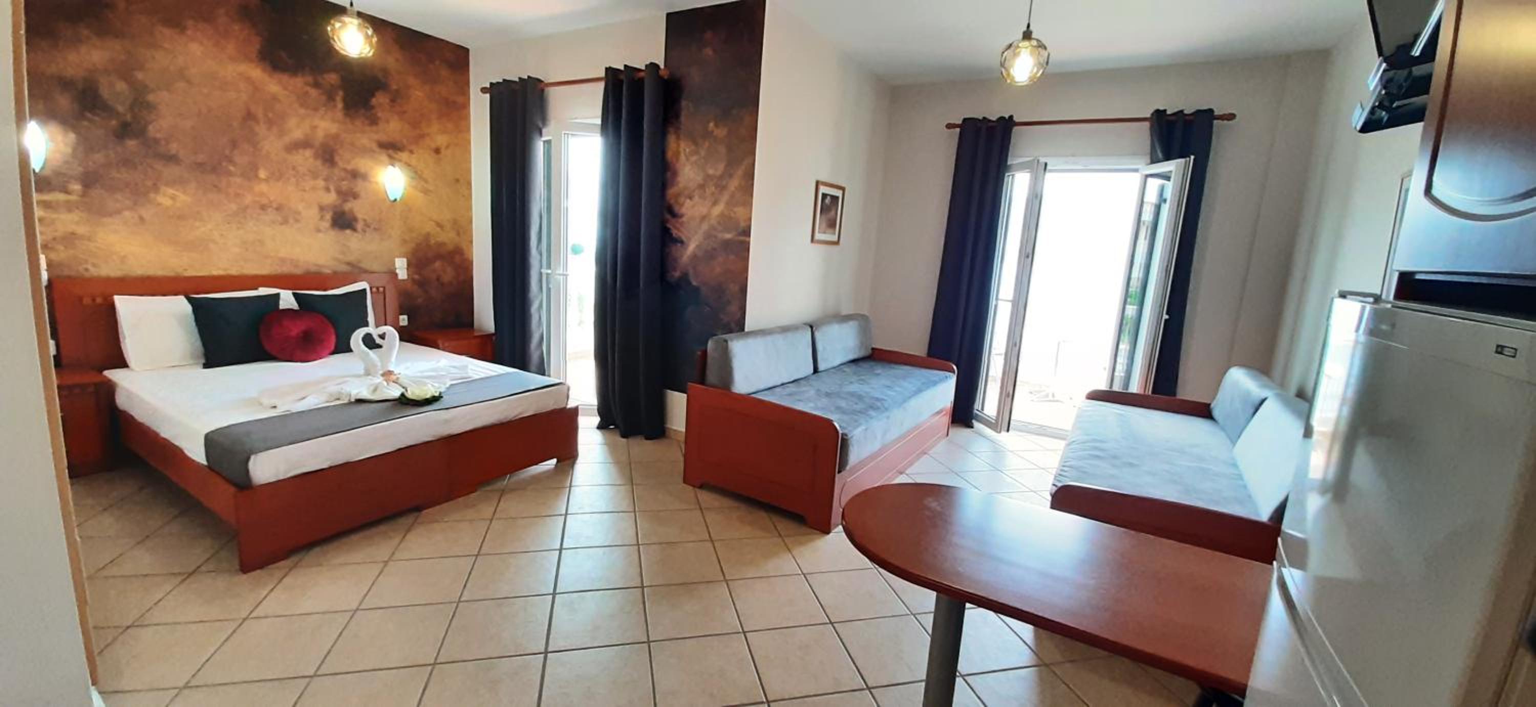 Studio Apartment with Sea View