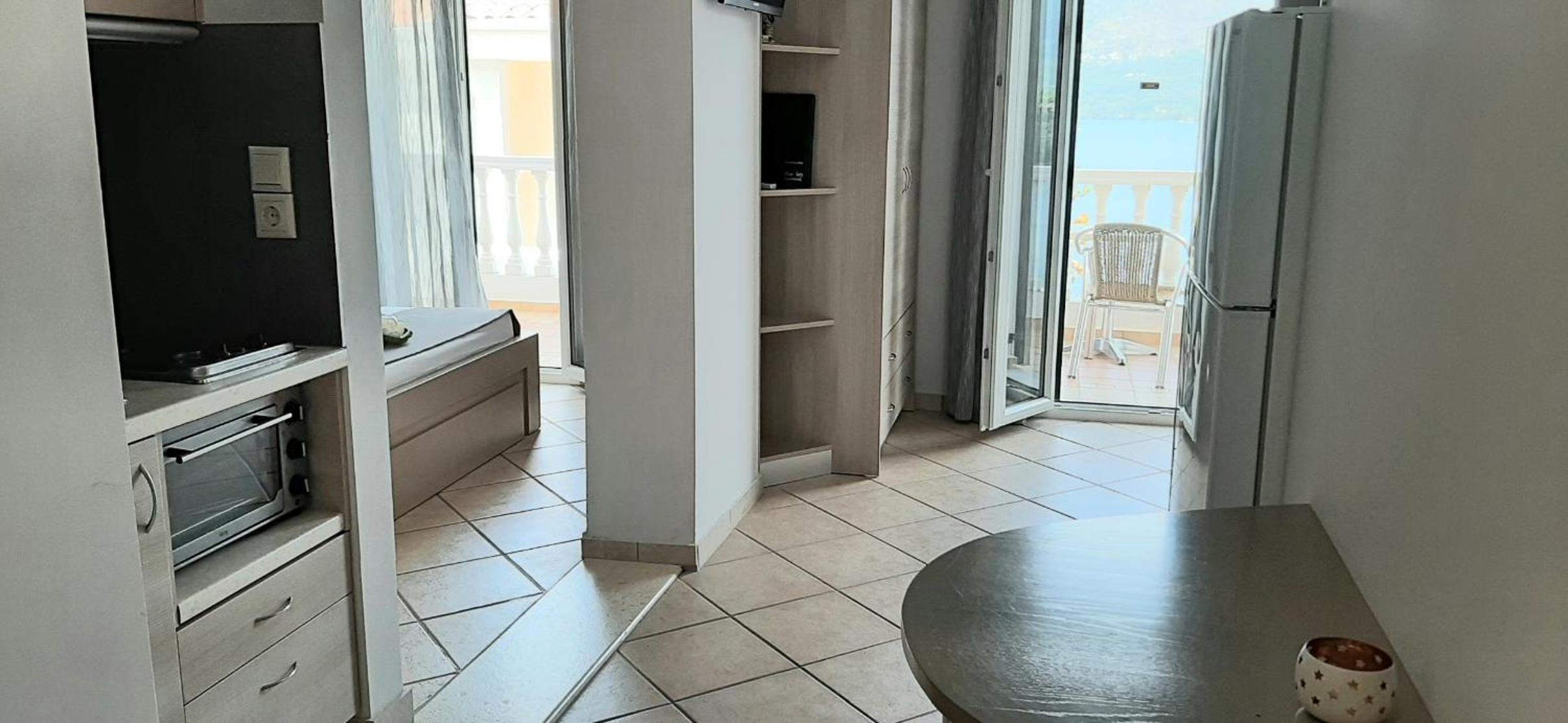 Studio with Sea View