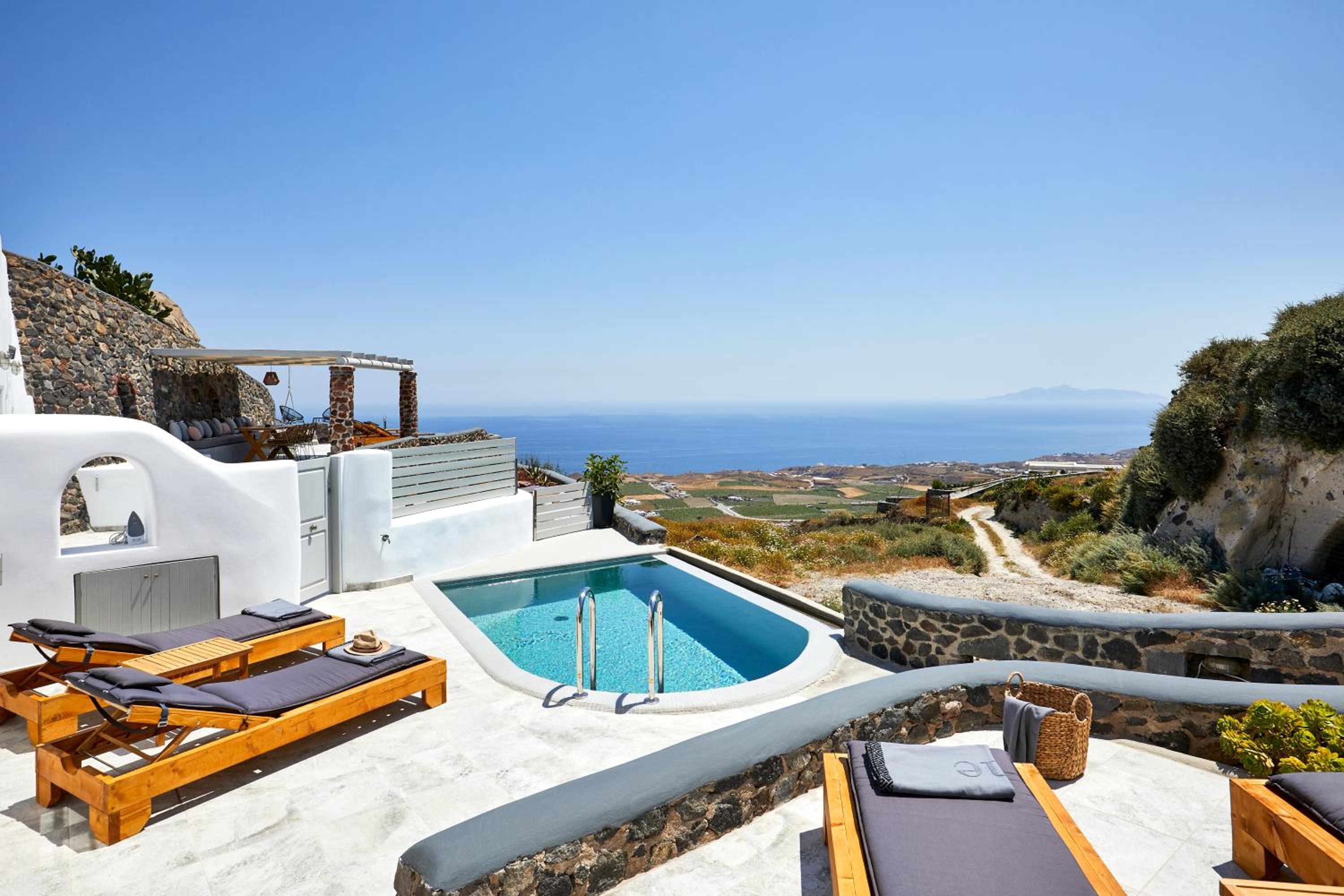 Executive Villa with Pool photo 2