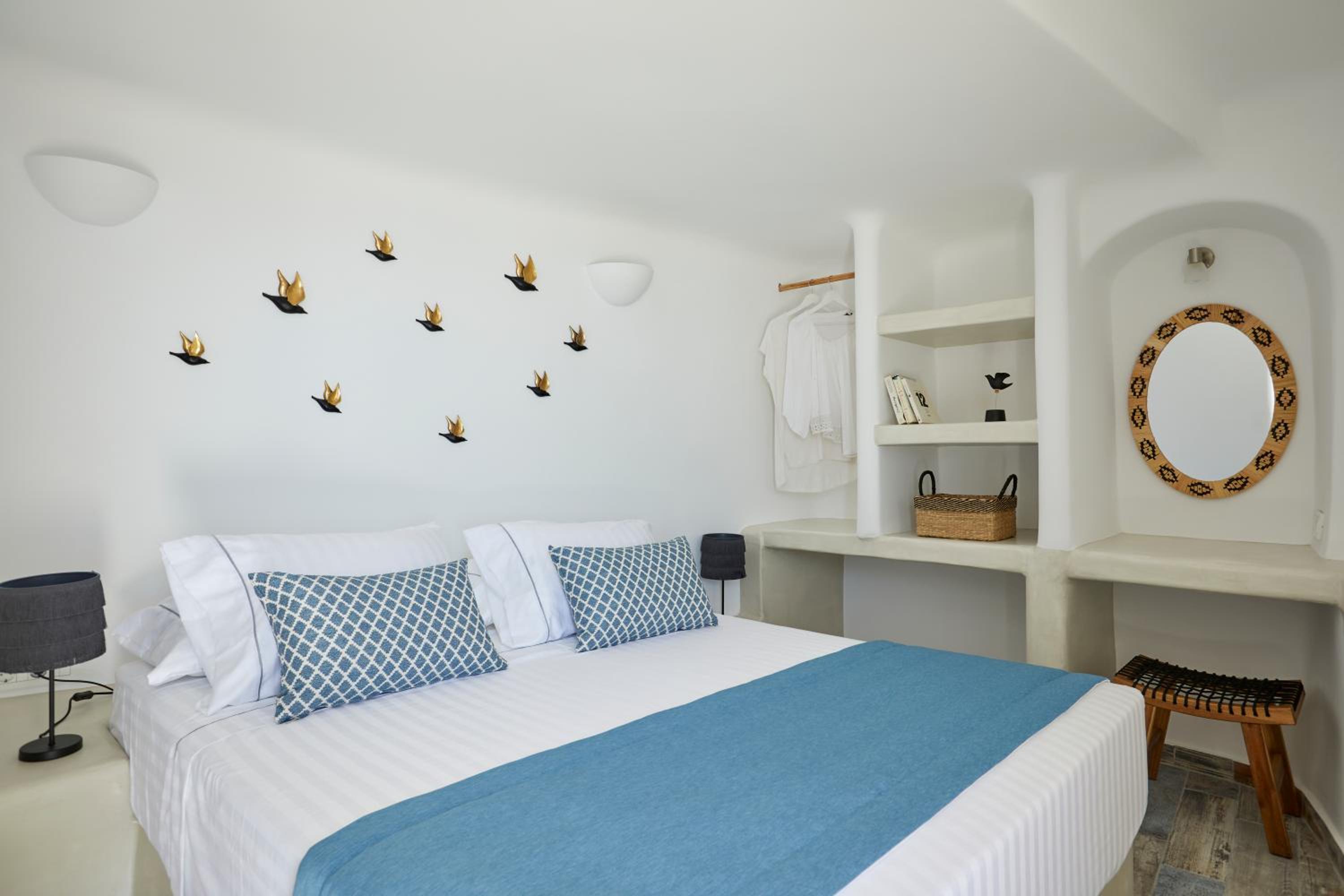 Suite with Hot Tub - Photo 13