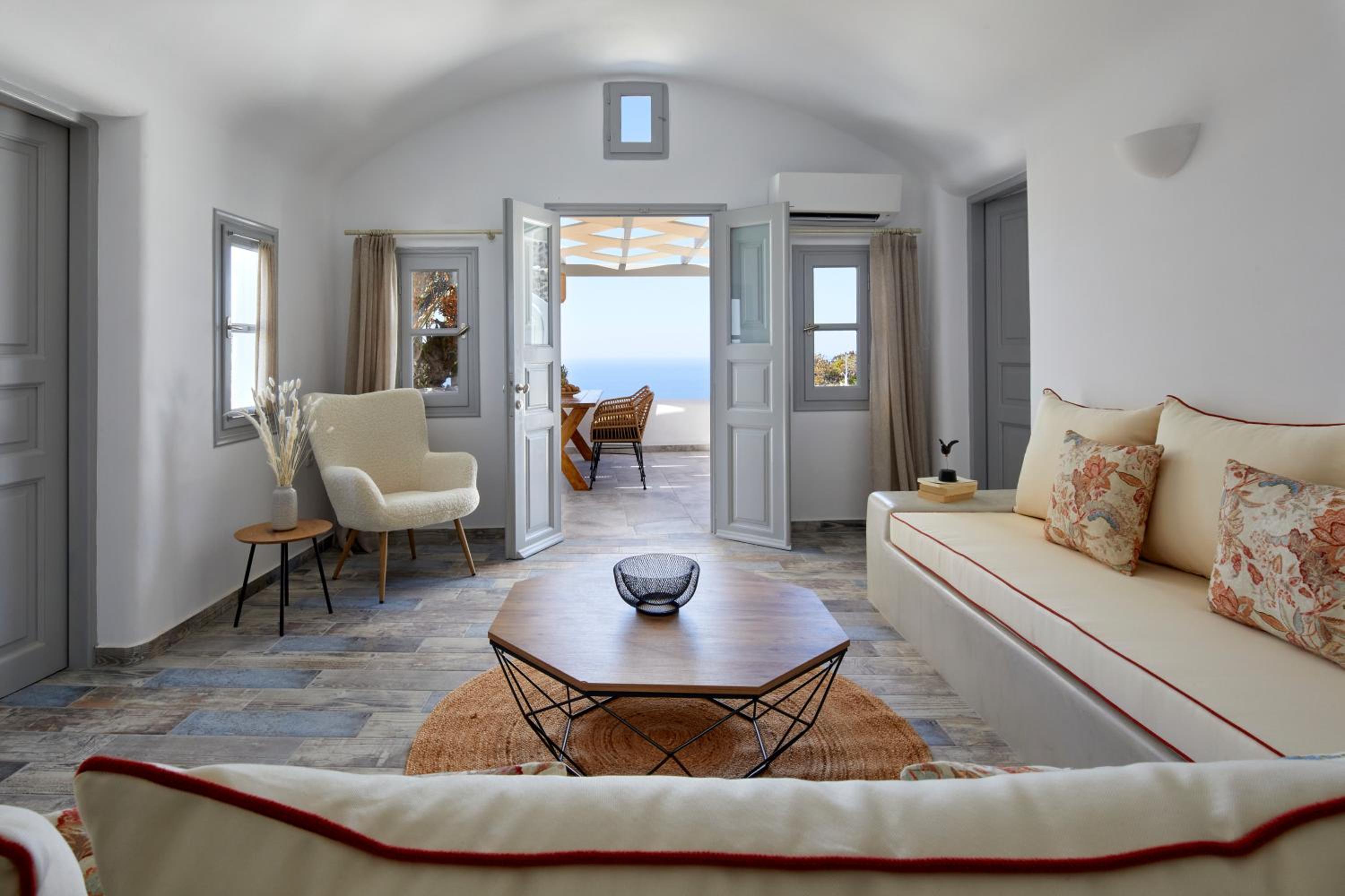 Premium Villa with Pool - Photo 5