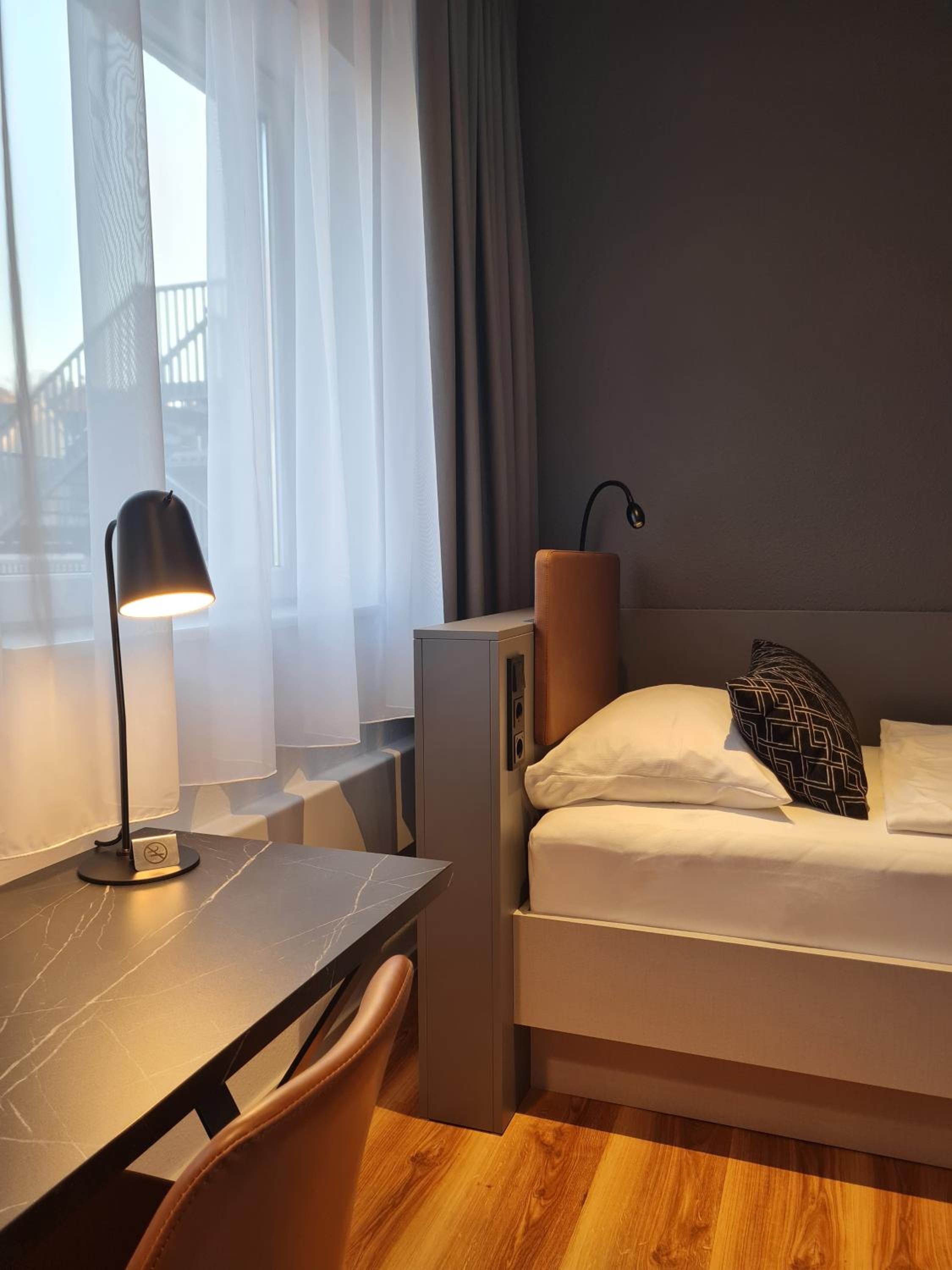 Standard Single Room with Shared Bathroom