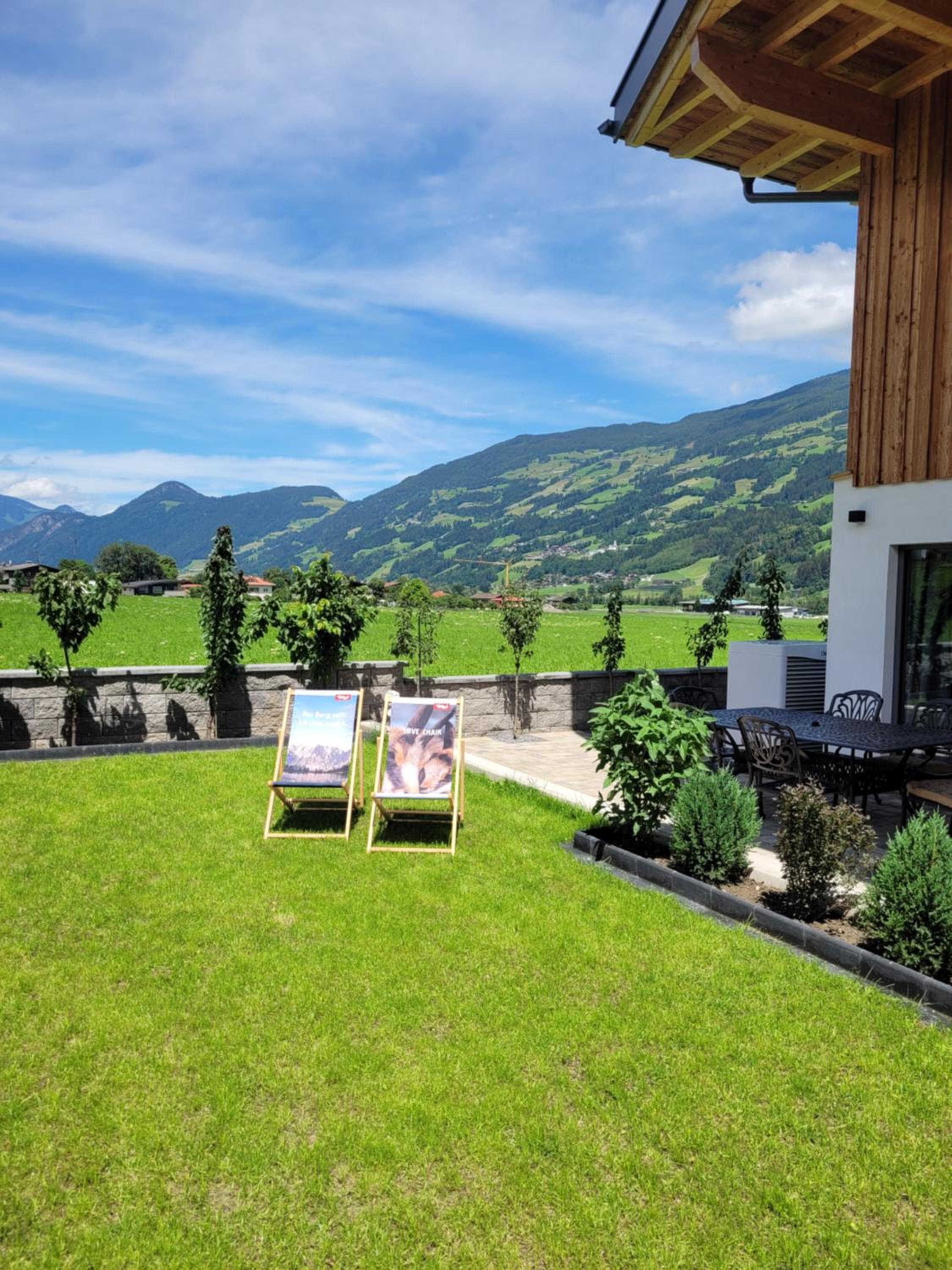 Apartment with Garden View photo 2
