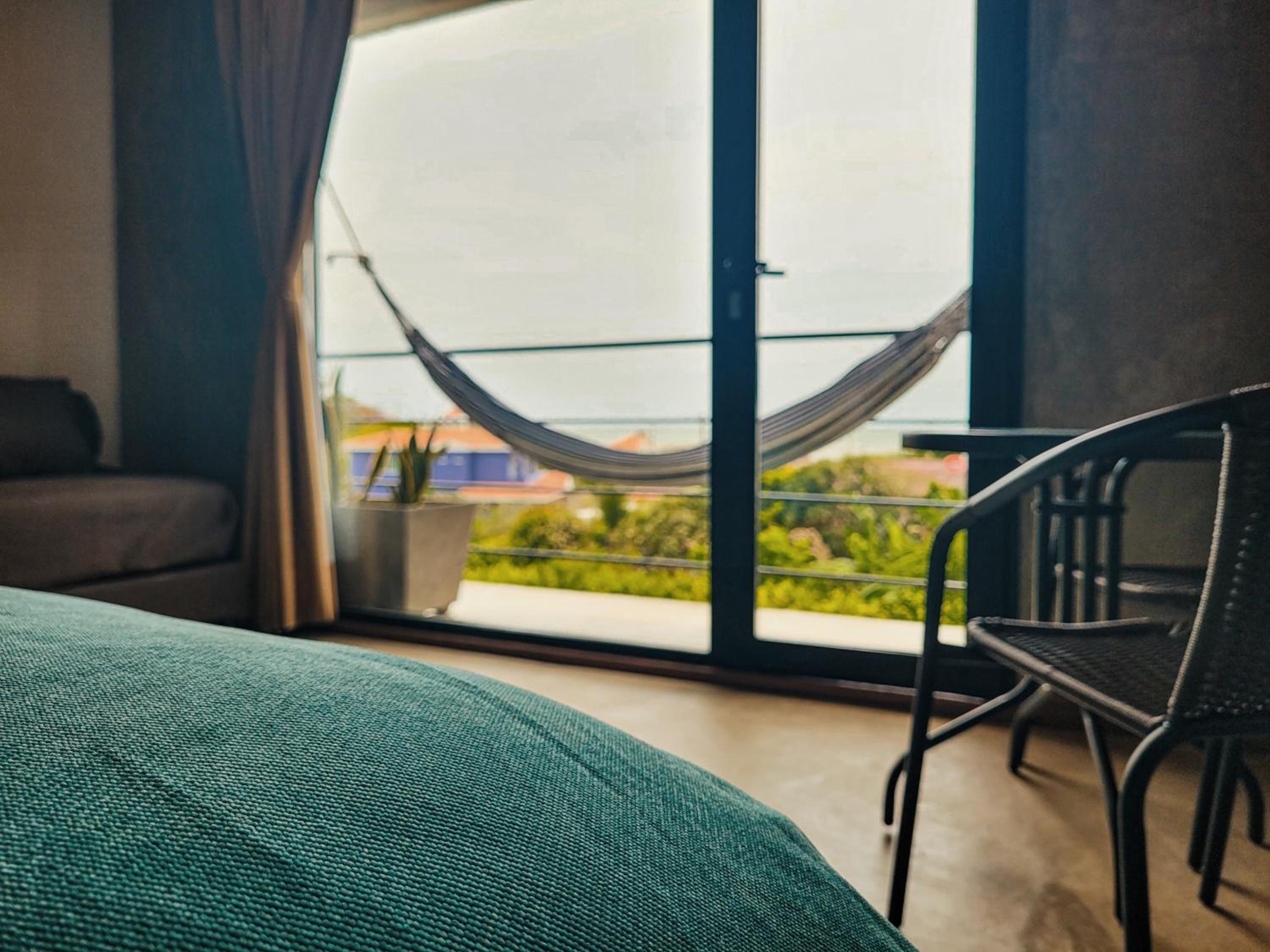 Deluxe Double or Twin Room with Sea View photo 2