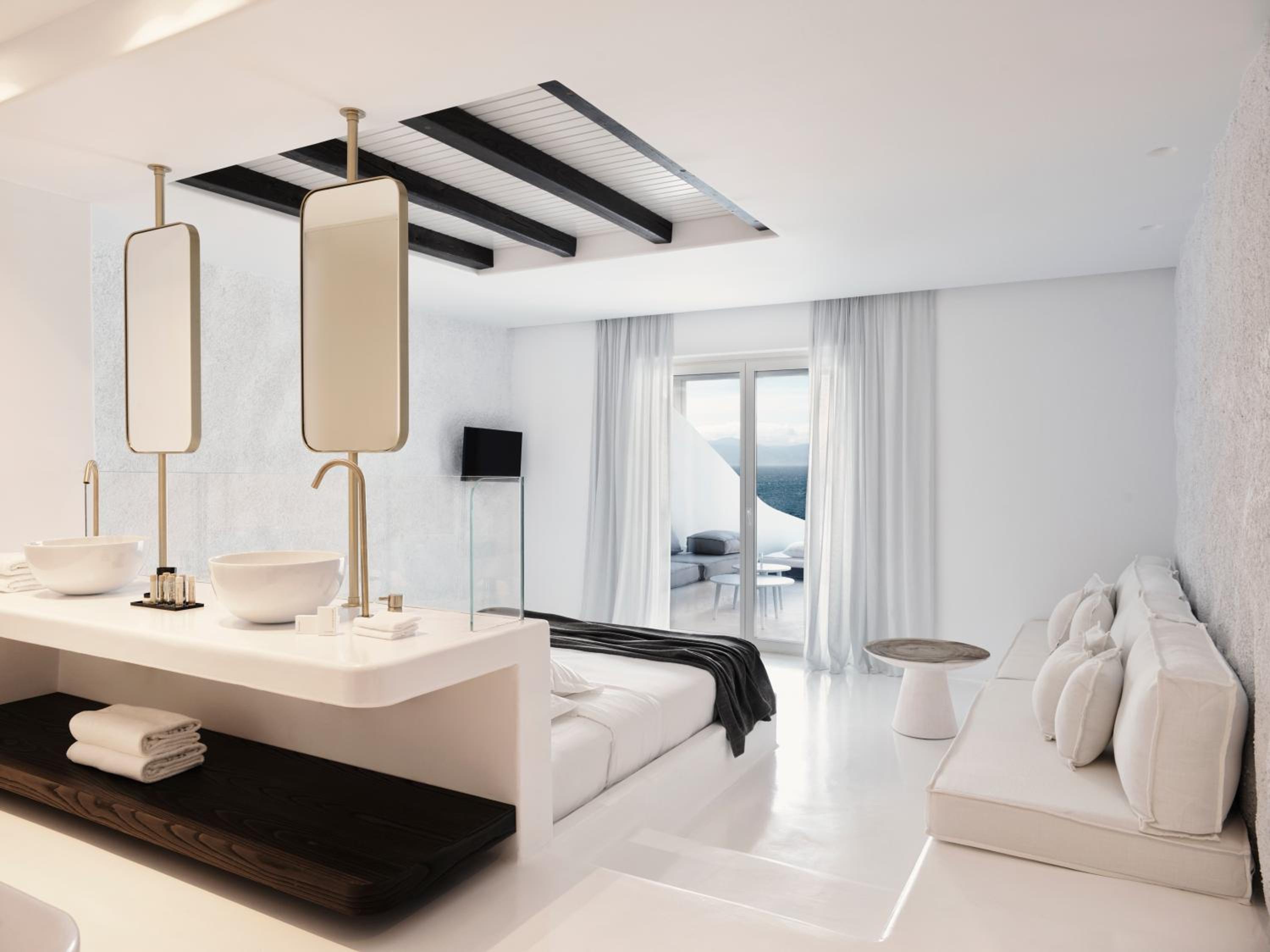 Executive Suite with Private Heated Pool Sea View - Photo 9