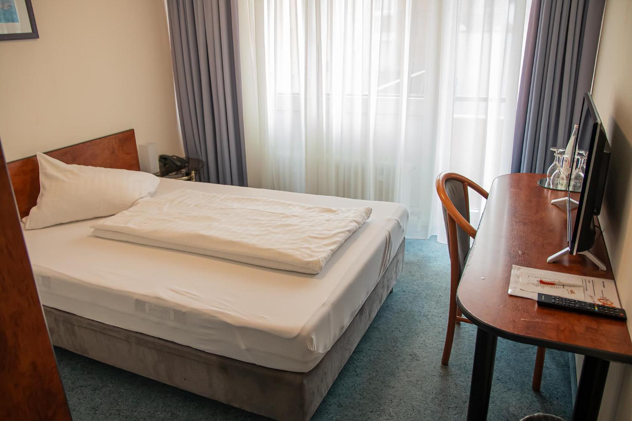 Single Room photo 1