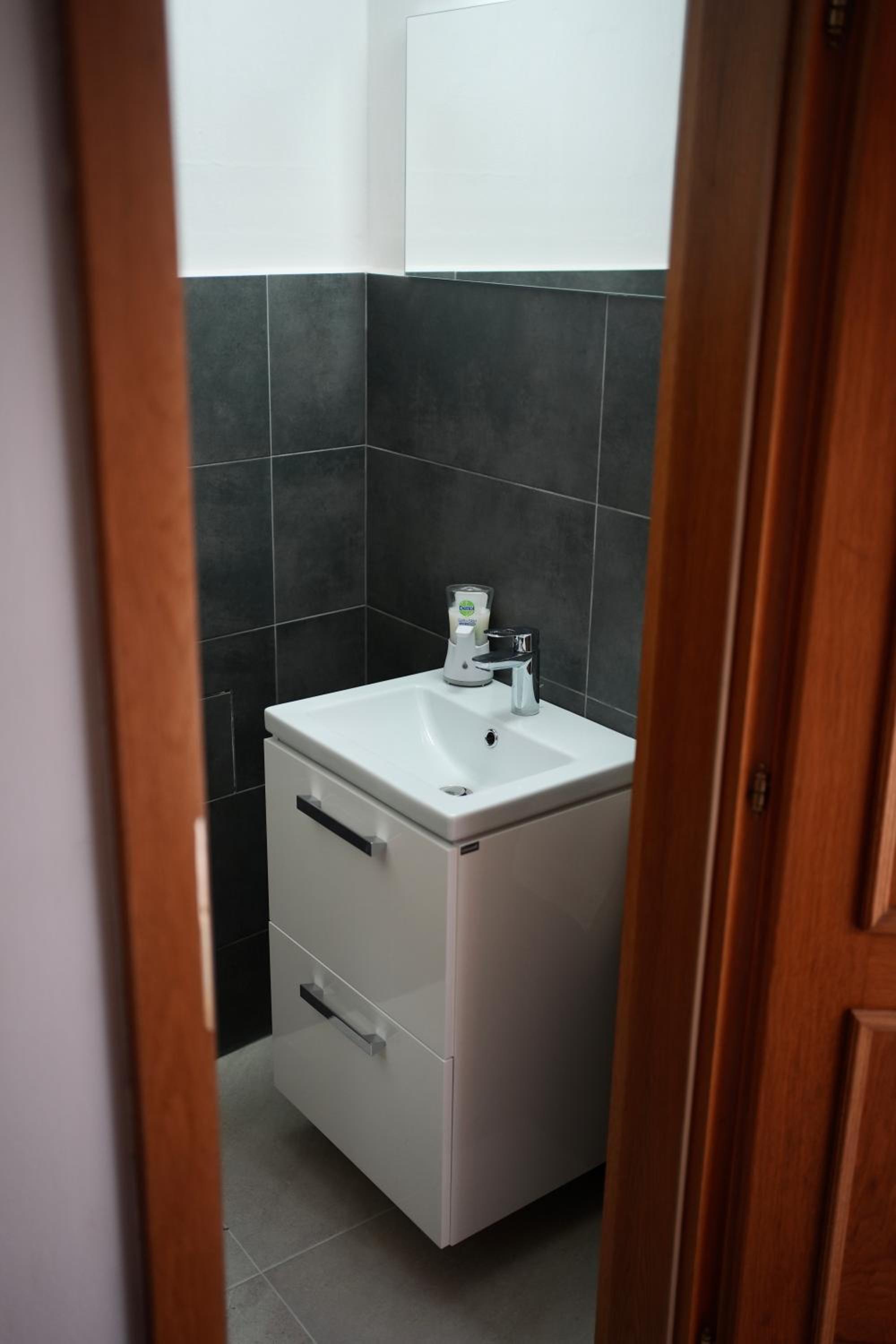 Apartment - Photo 29