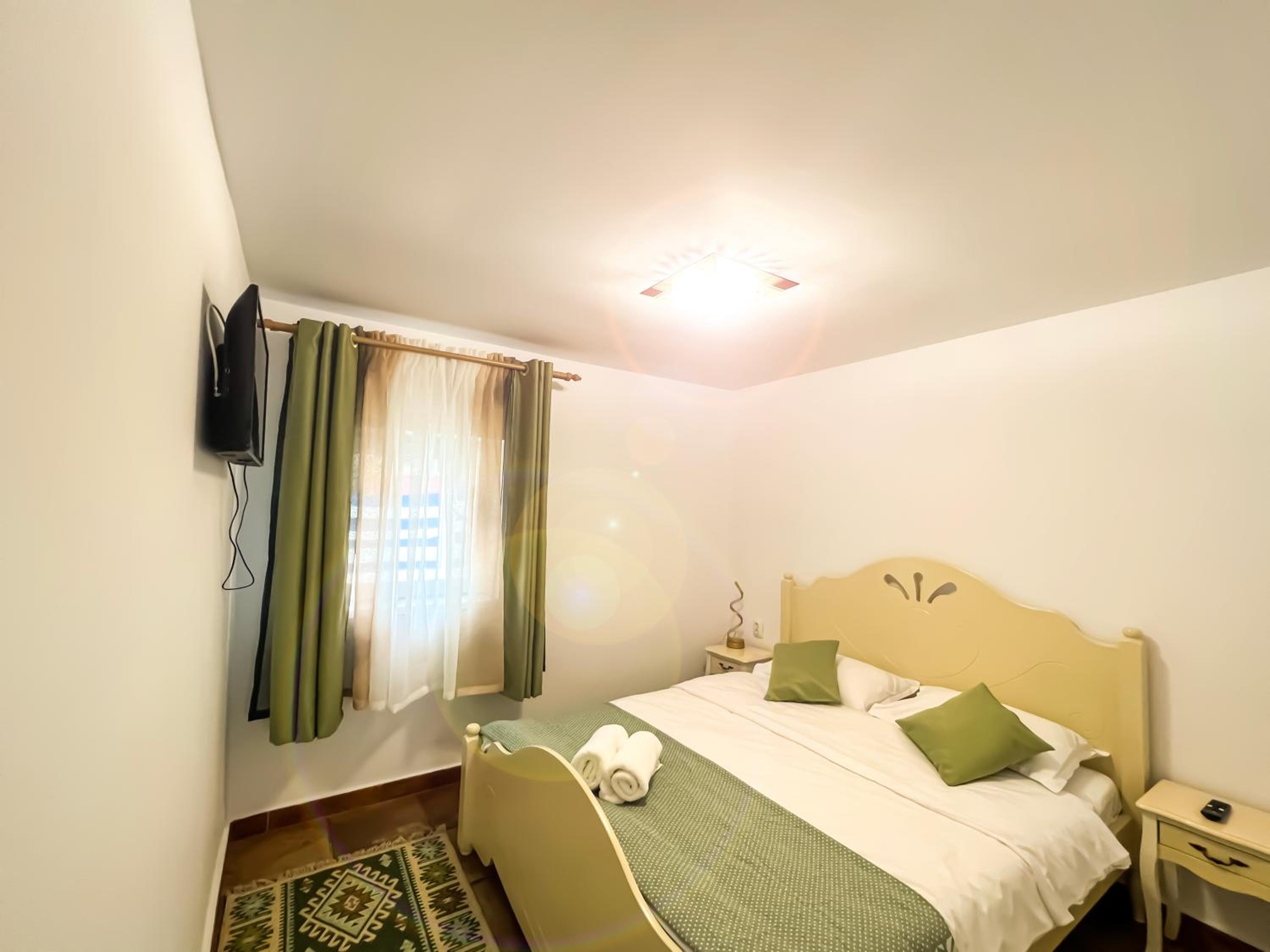 Triple Room - Photo 5