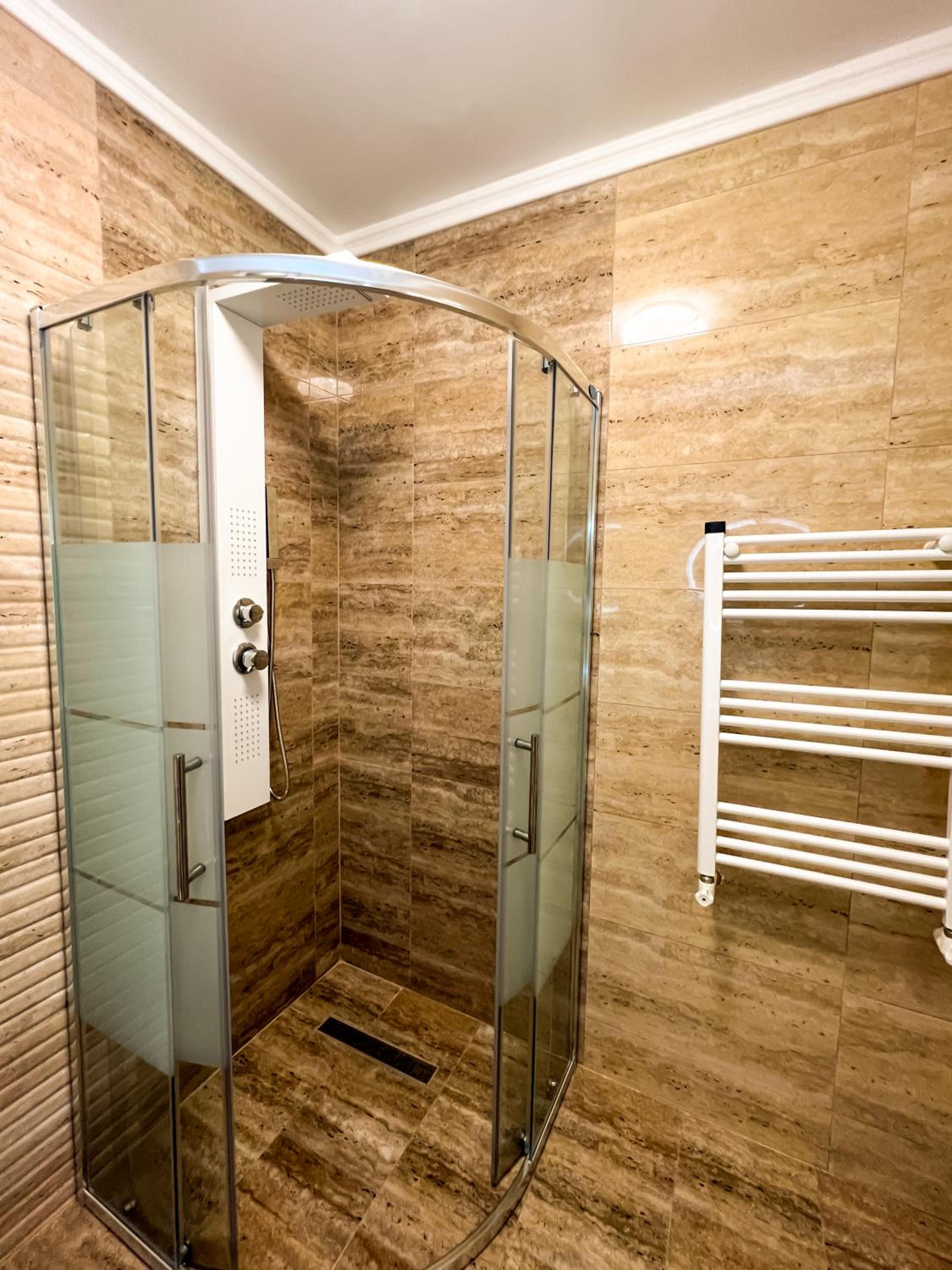 Standard Double Room - Photo 14