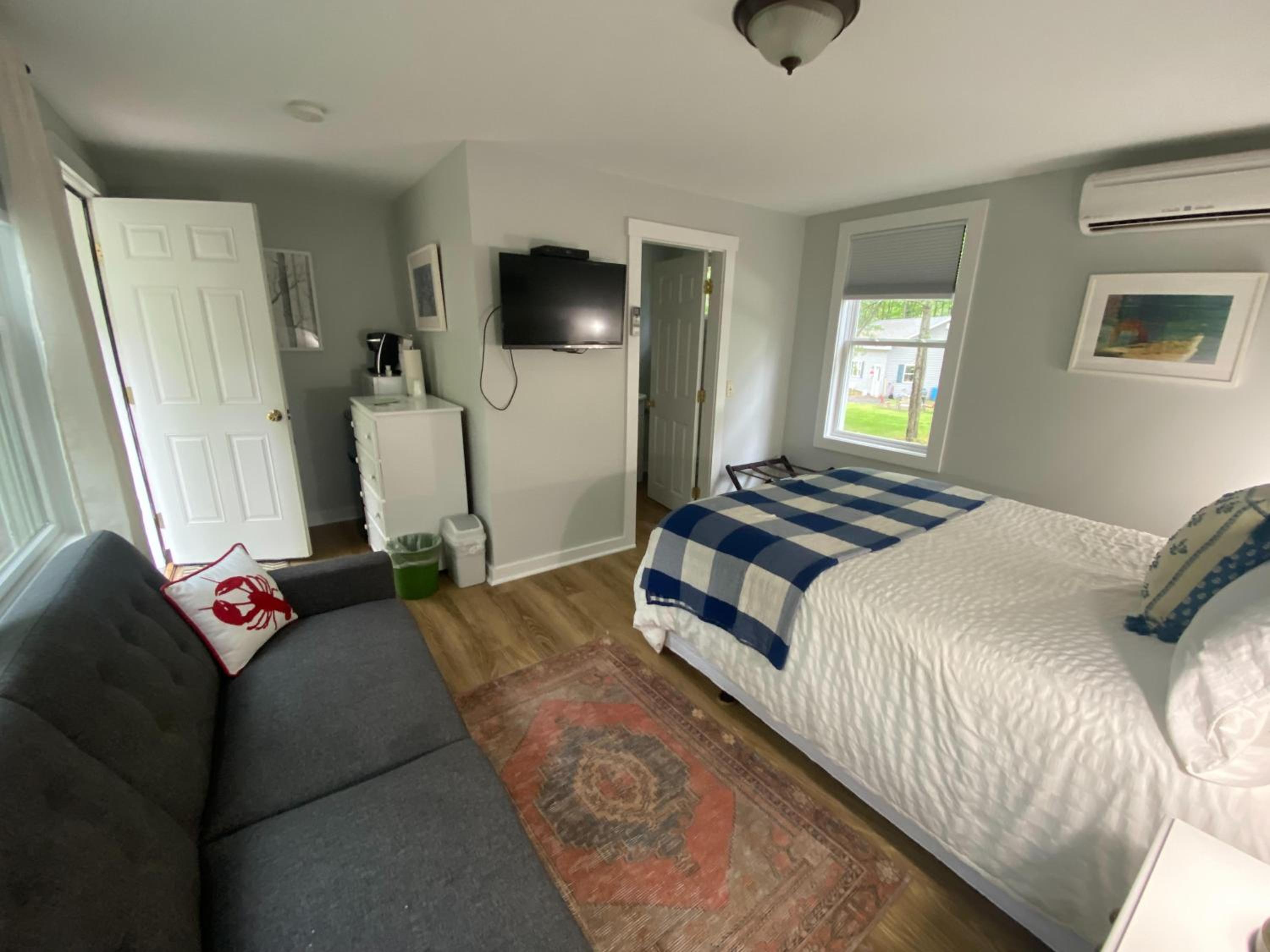 Queen Room - Photo 6