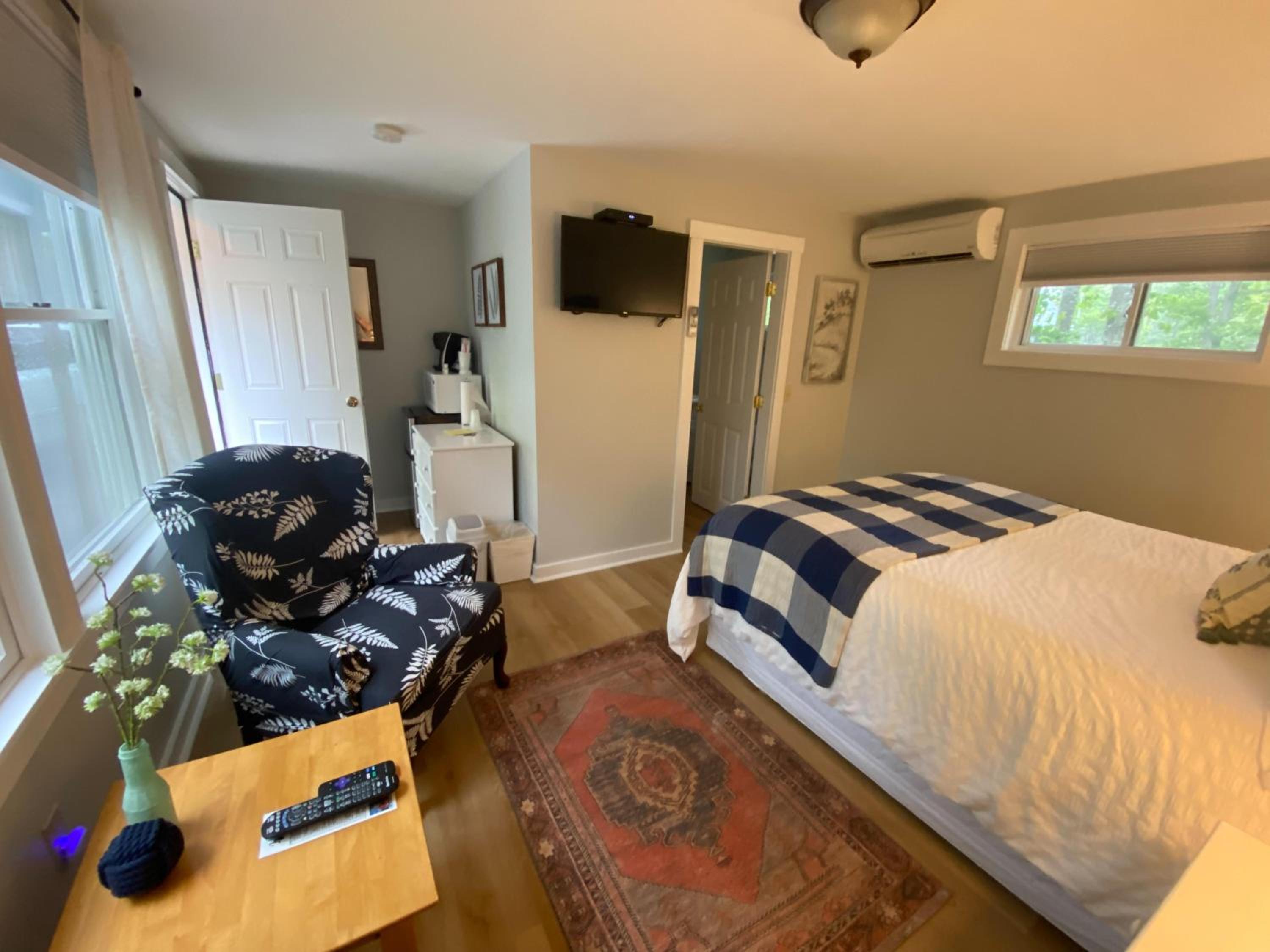 Queen Room - Photo 2