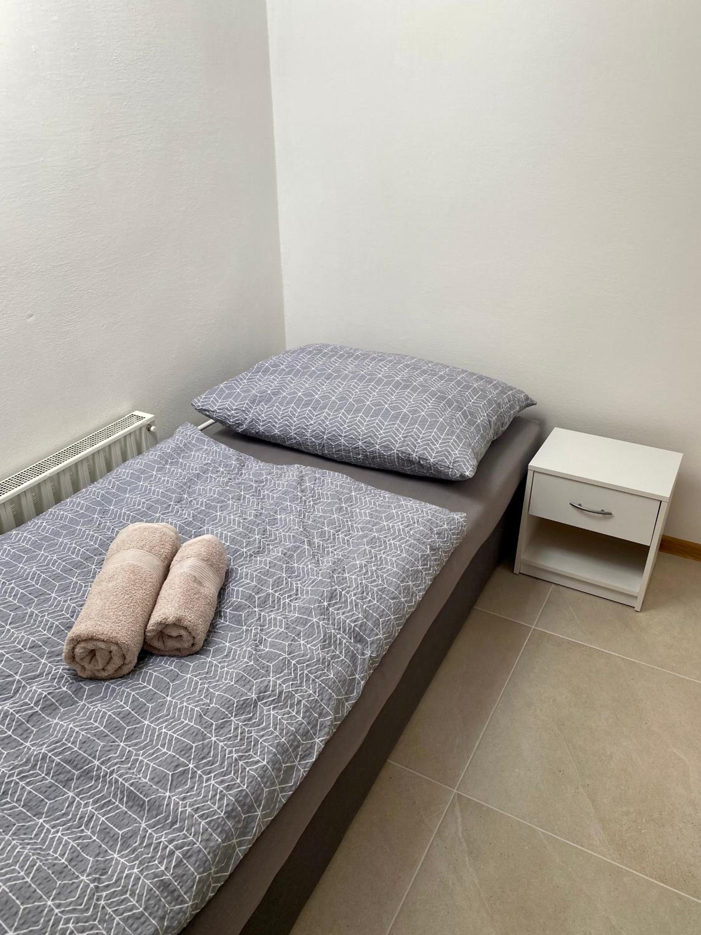 Apartment - Photo 24