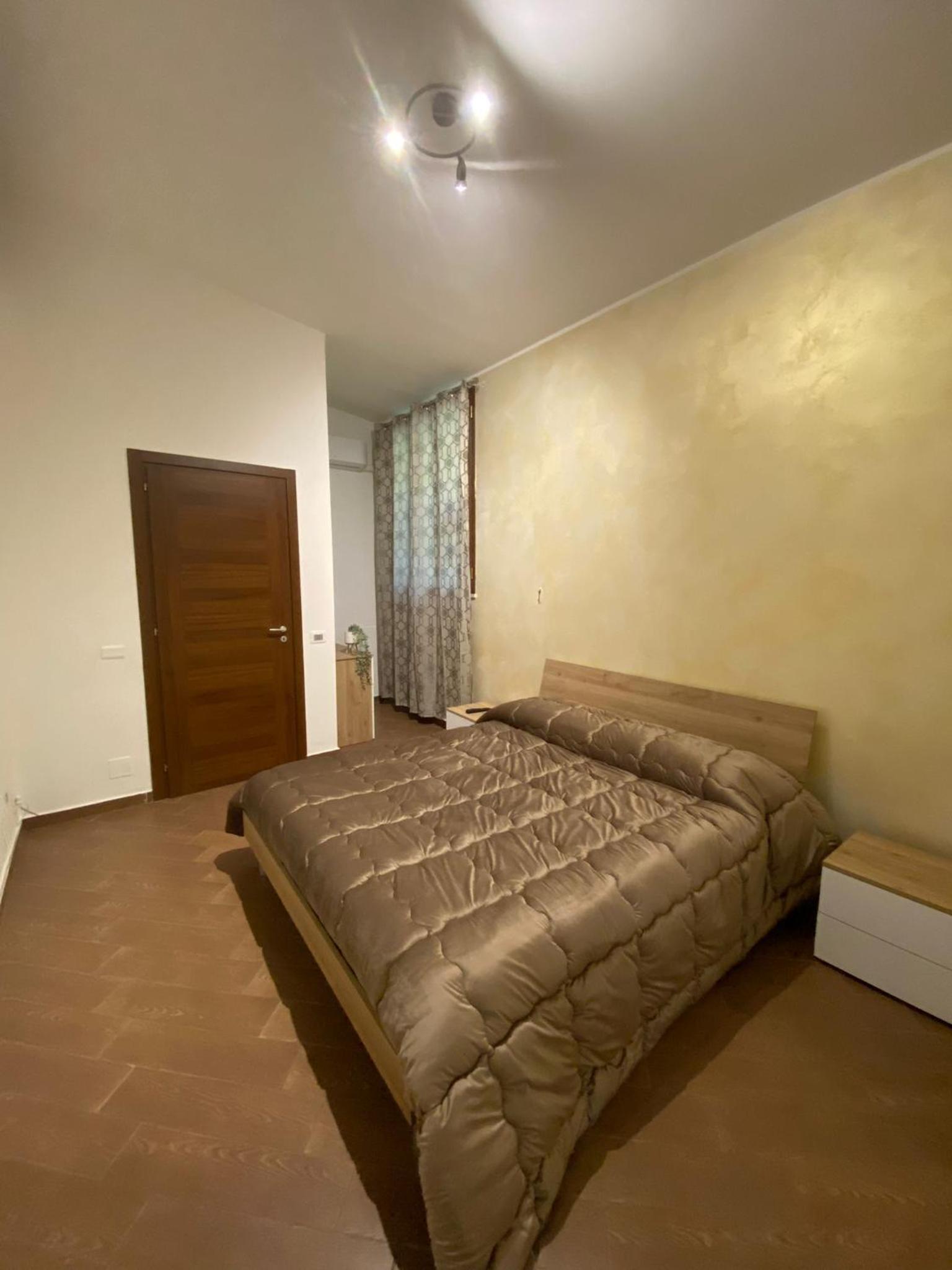 Two-Bedroom Apartment - Photo 5