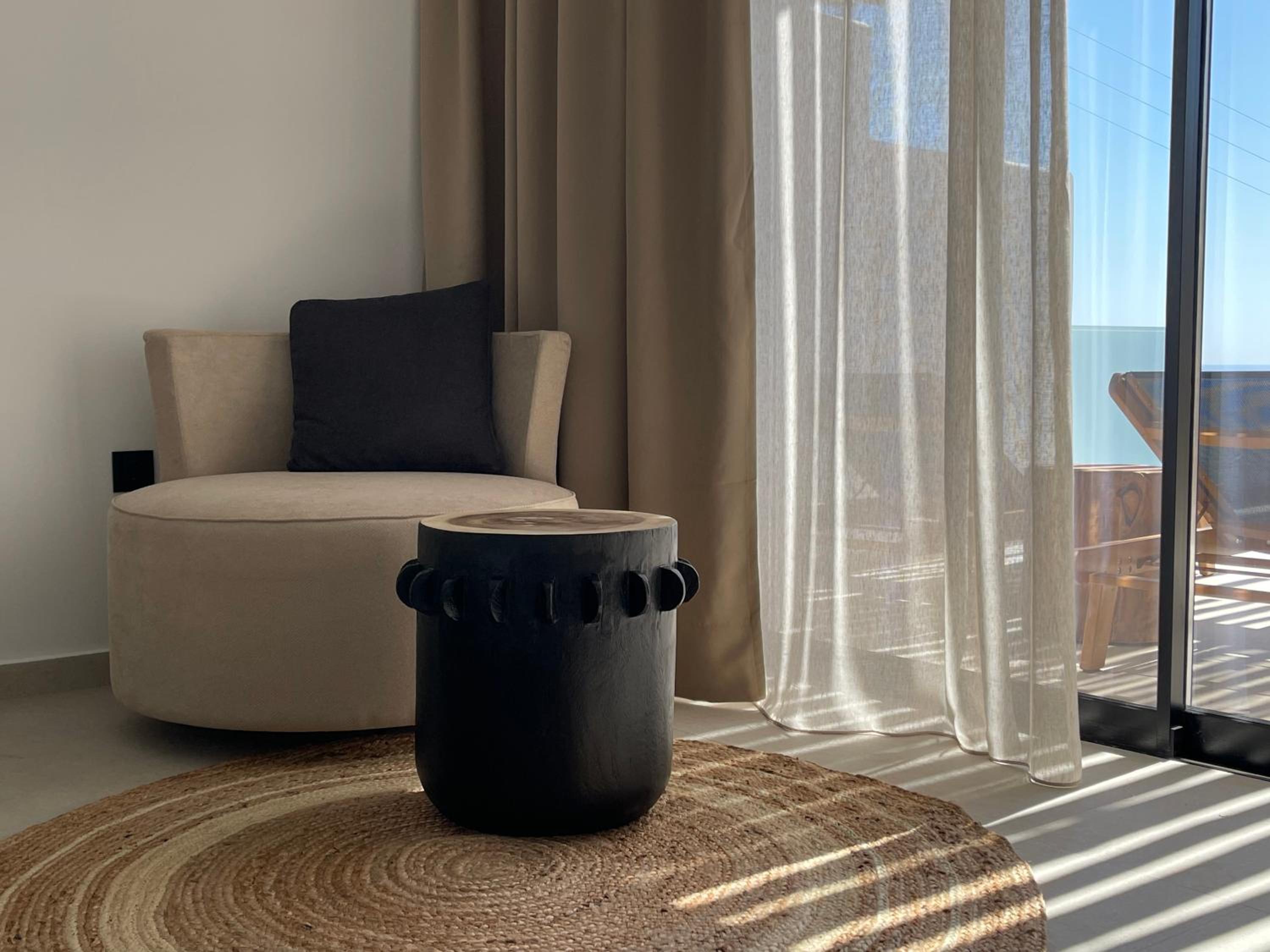 Suite with Private Pool - Photo 2