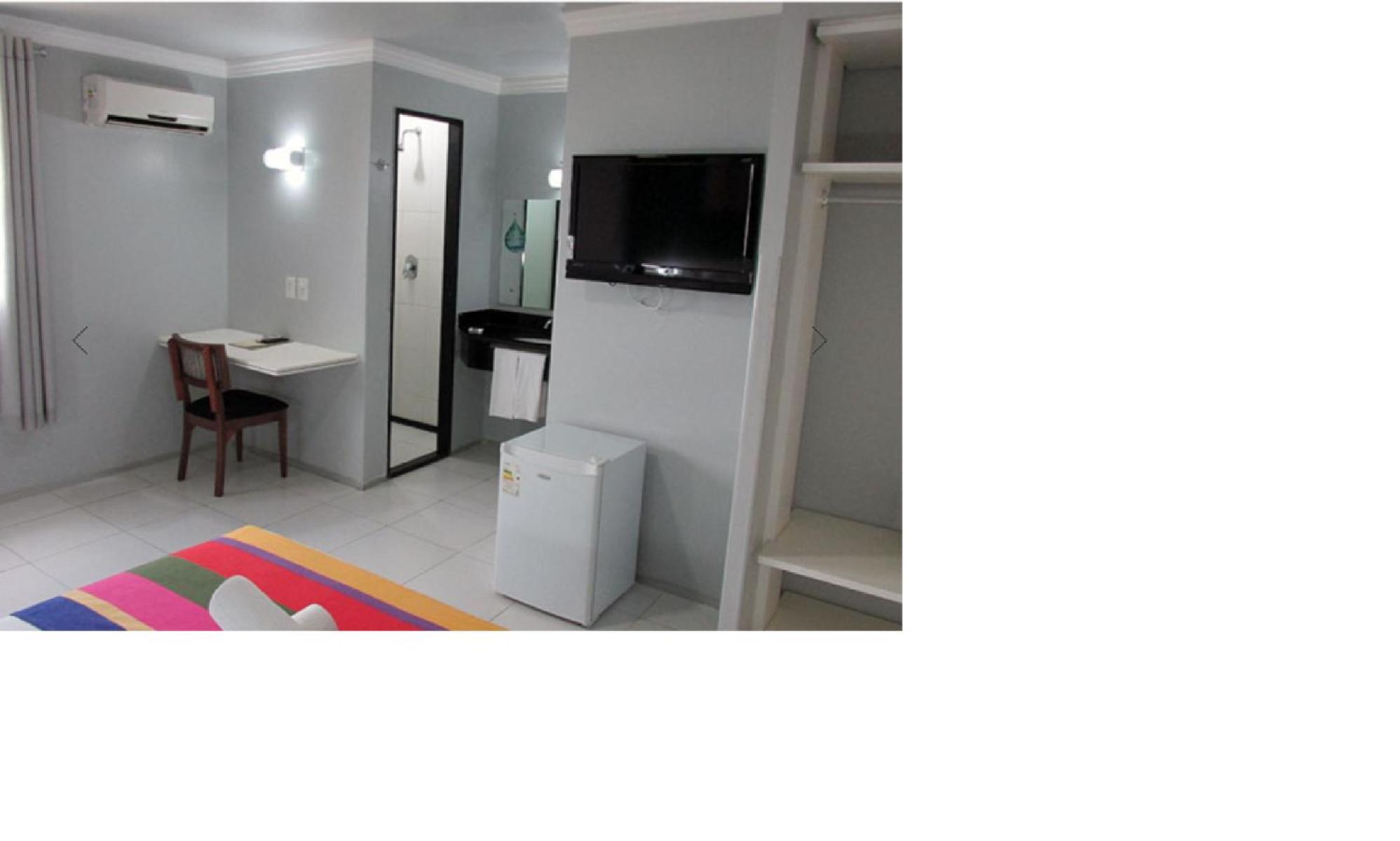 Standard Twin Room - Photo 4
