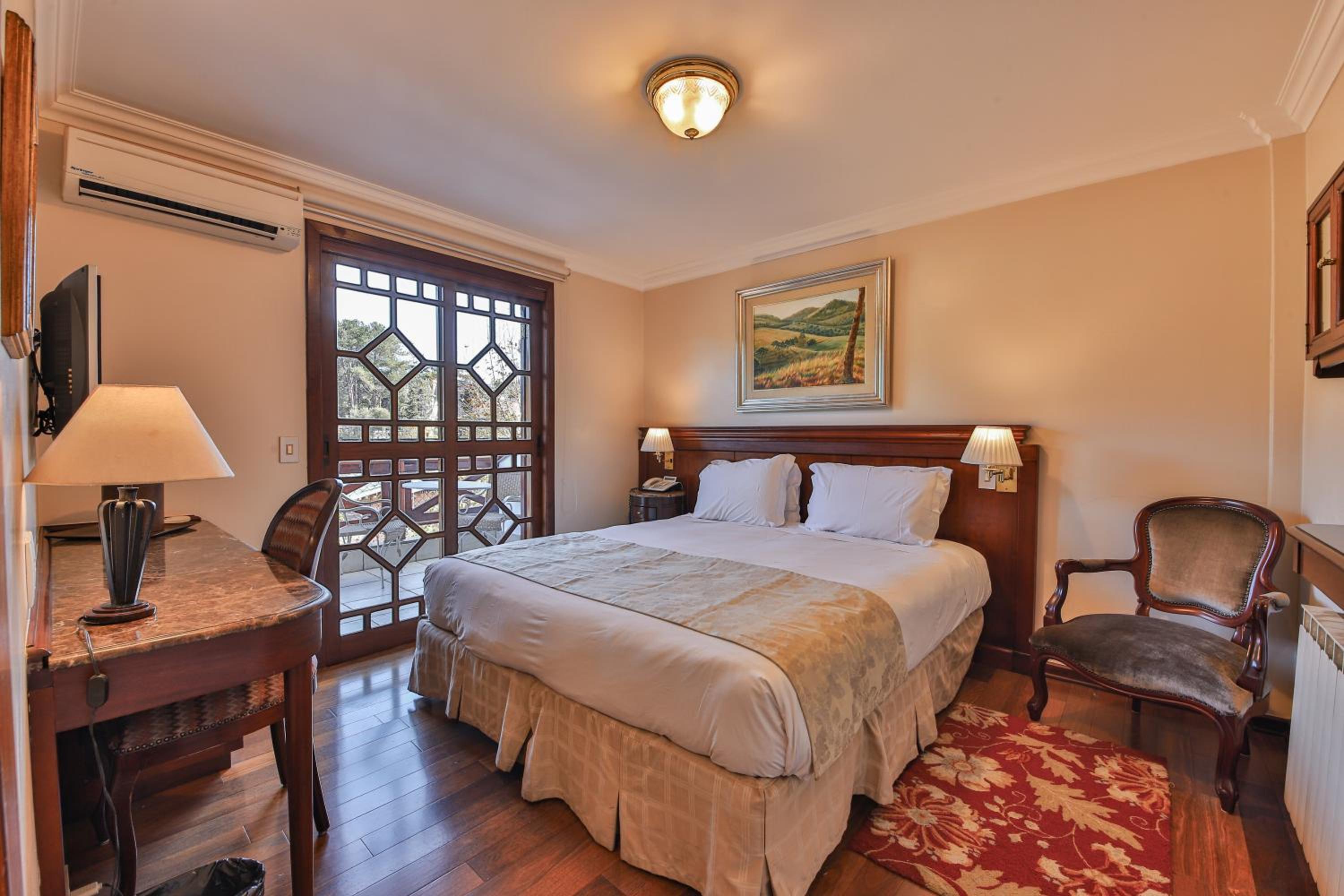 Premium Room with Balcony photo 1