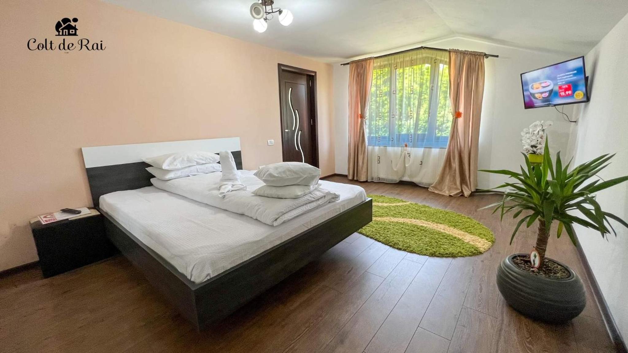 Two-Bedroom House - Photo 28