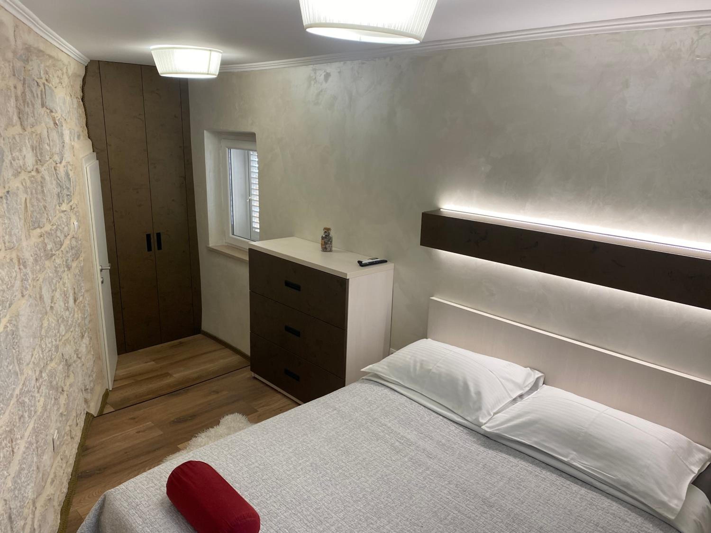 Double Room with Private External Bathroom - Photo 1