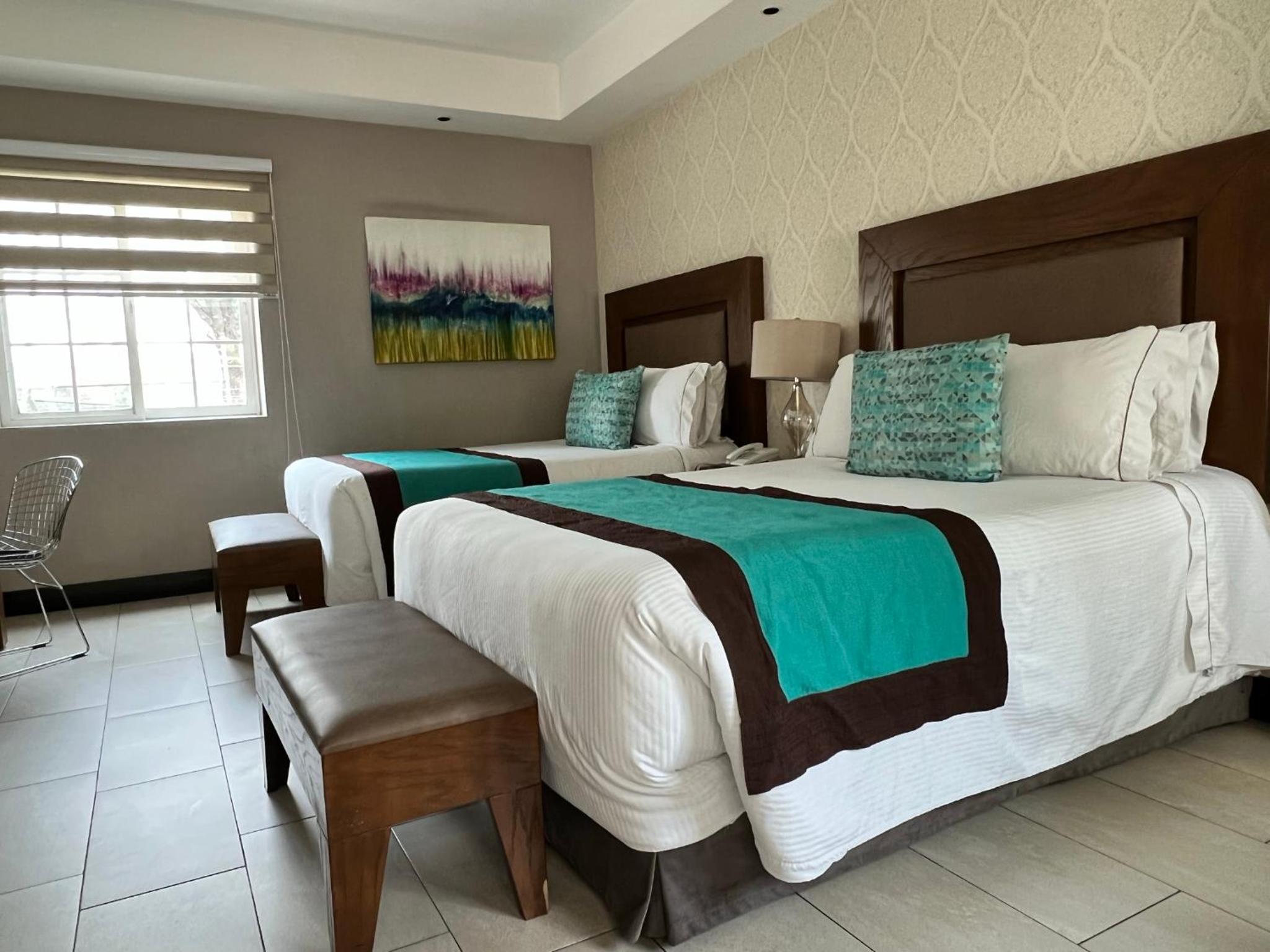 Standard Double Room - Photo 8