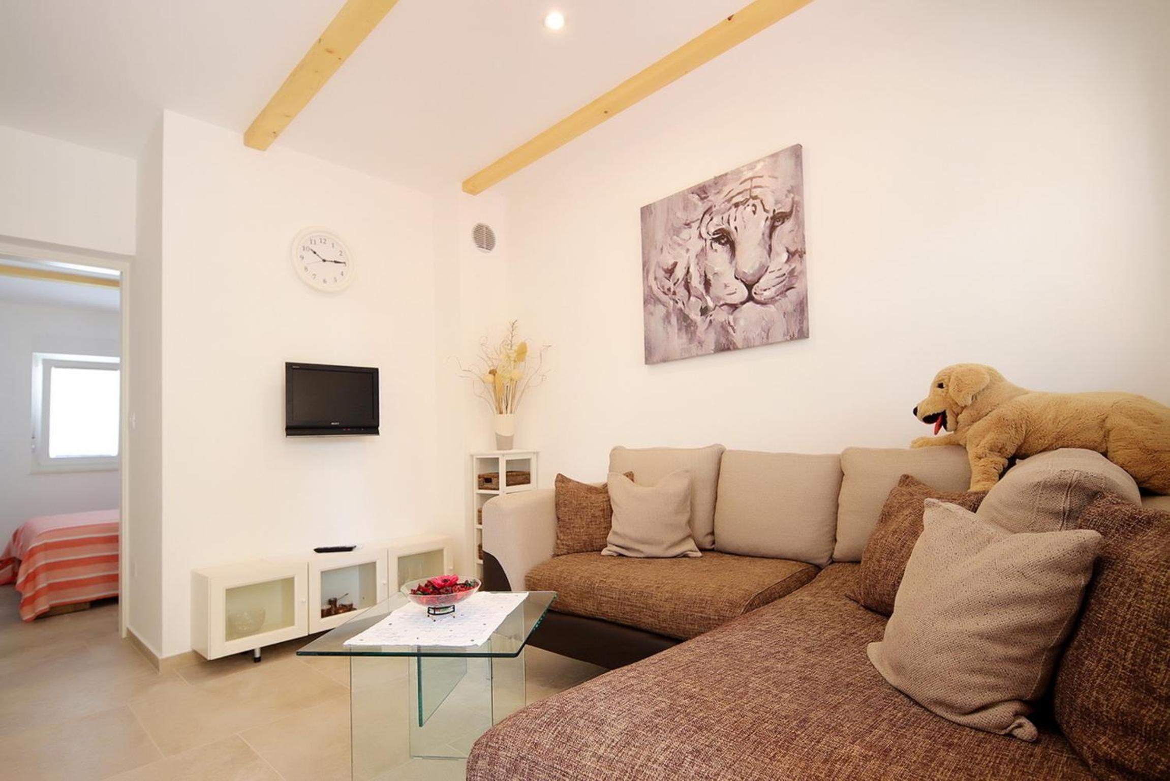 Apartment photo 1