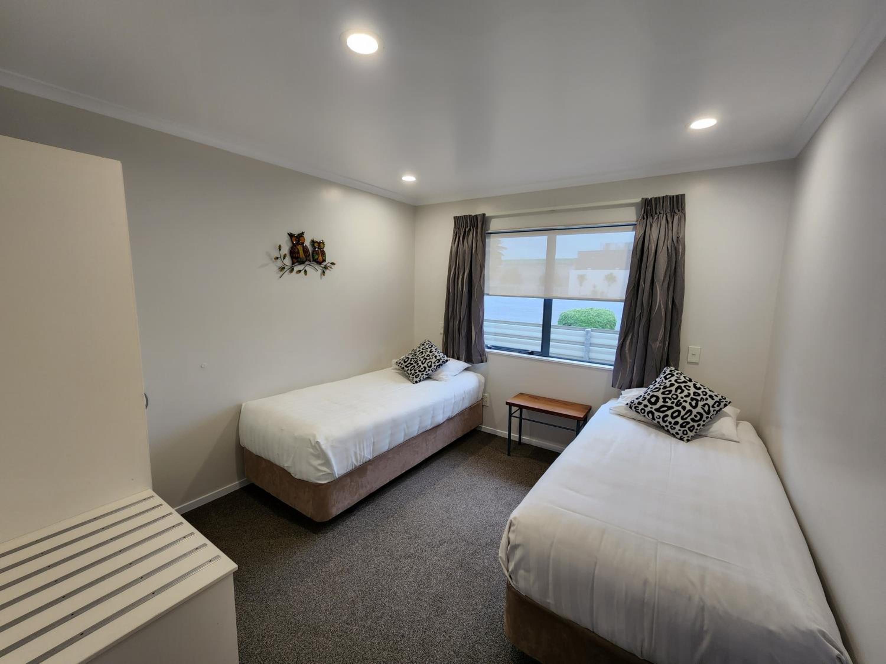Two Bedroom Family Spa Bath Unit