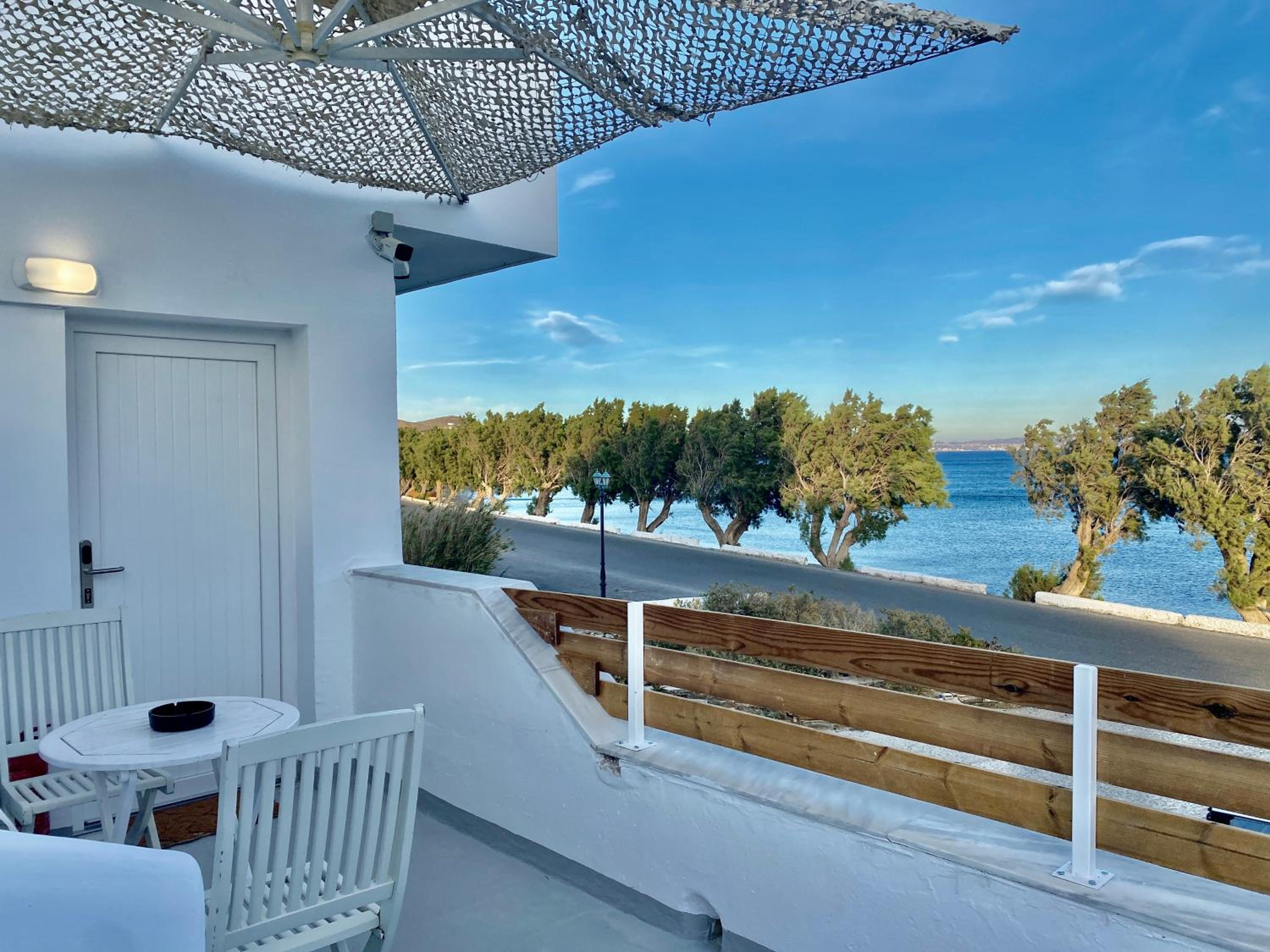 Apartment with Sea View - Photo 12