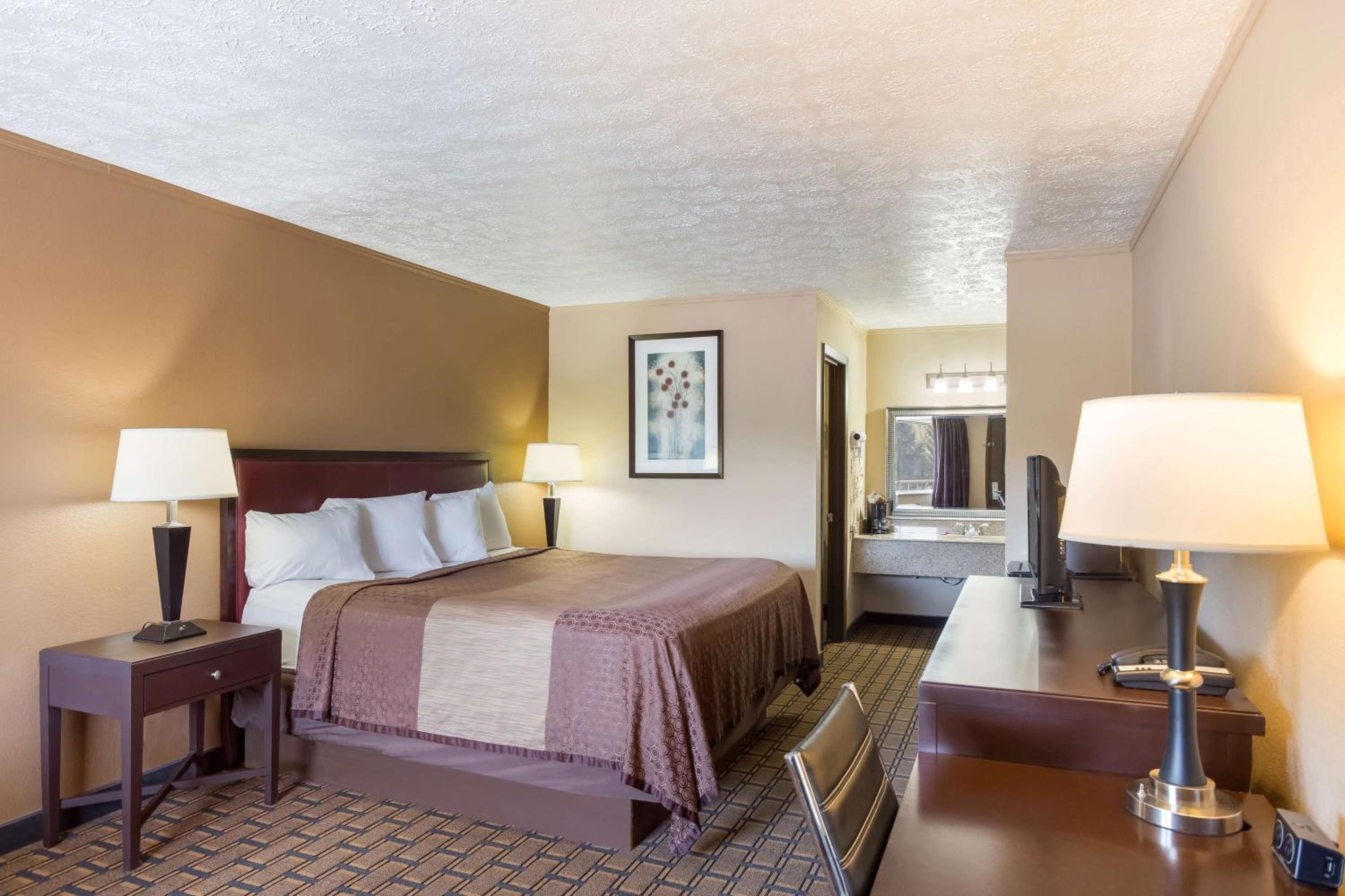 King Room - Non-Smoking