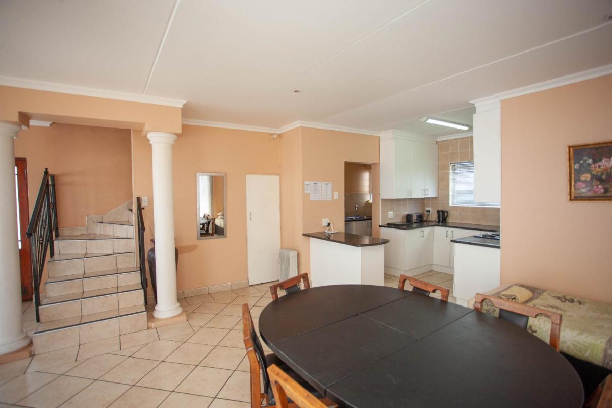 4 Bedroom Apartment photo 1