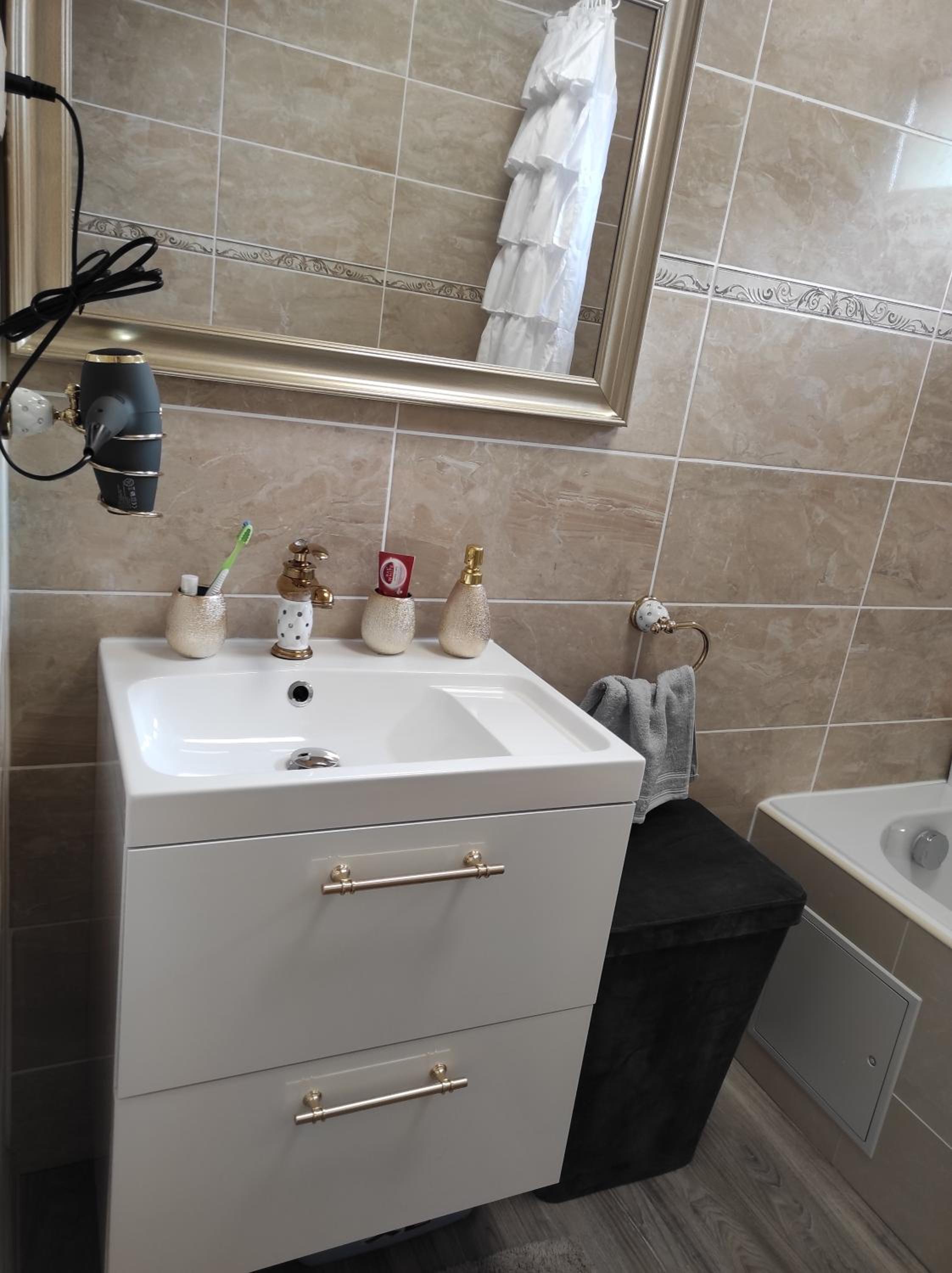 Two-Bedroom Apartment - Photo 19