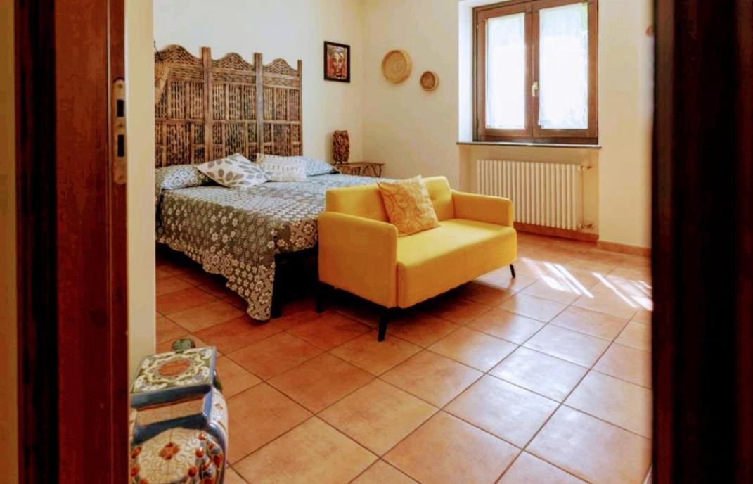 Double Room with Private Bathroom - Photo 5