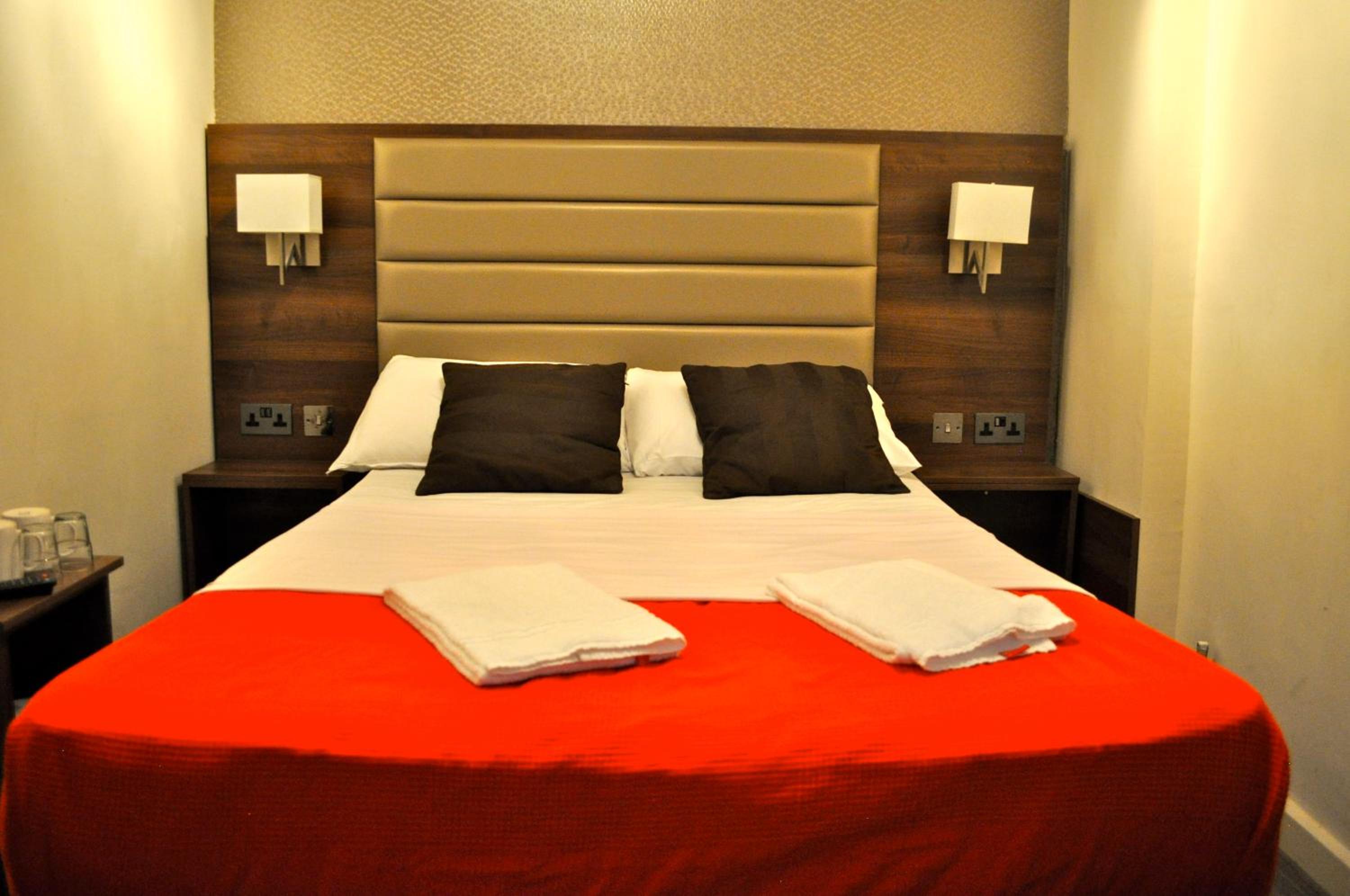 Deluxe Double Room photo 3