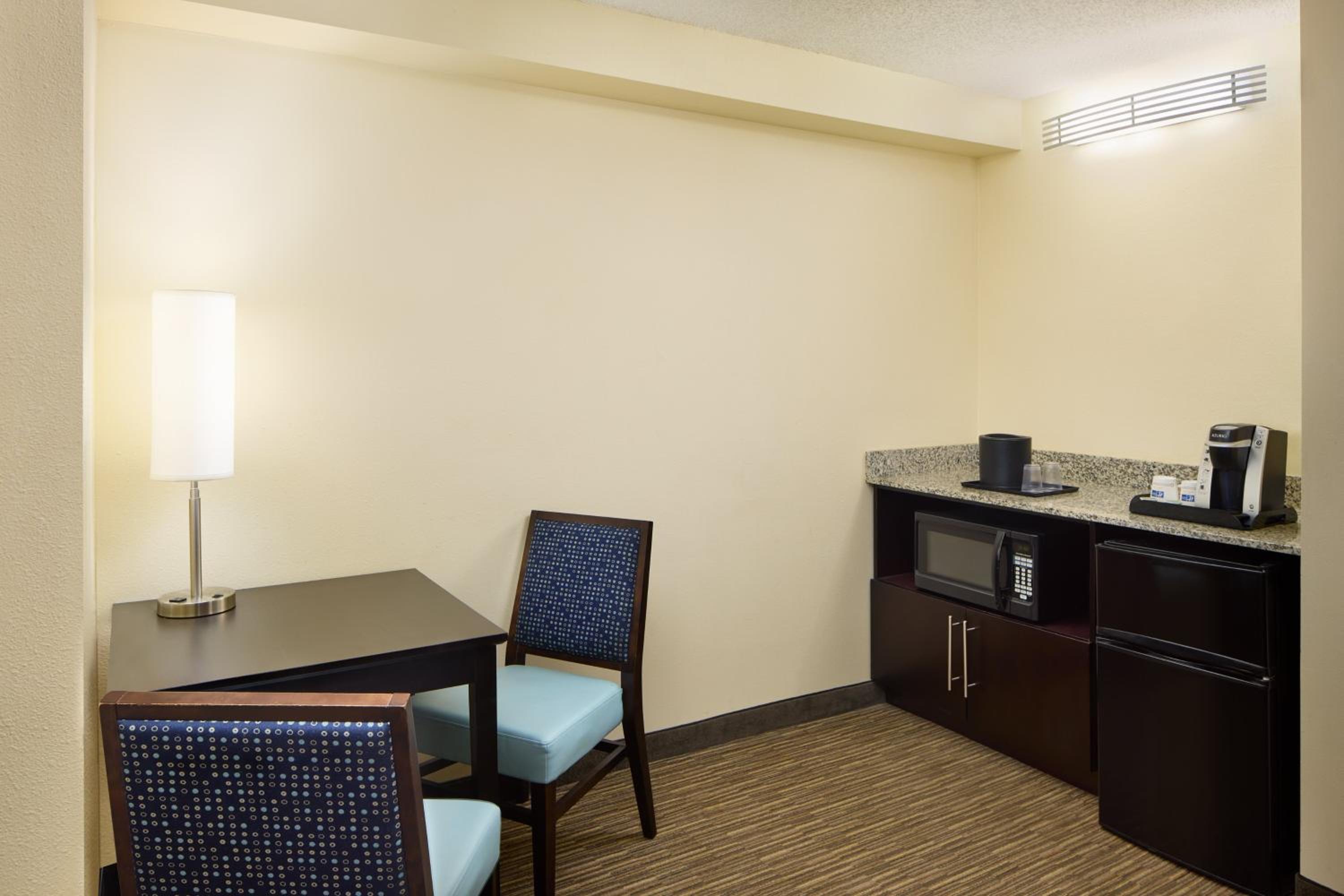 Standard Room - Photo 5