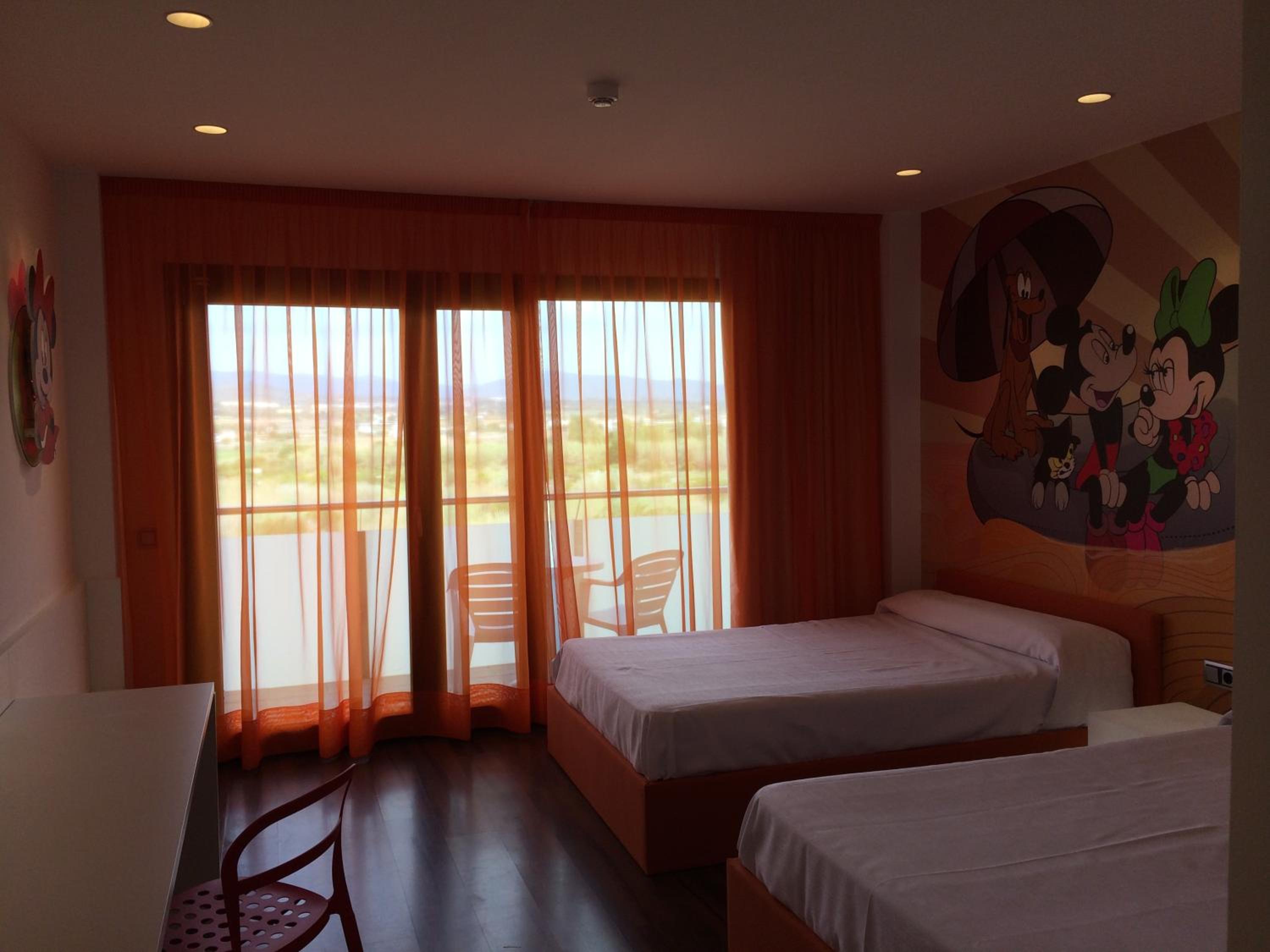 Double or Twin Room - Photo 2