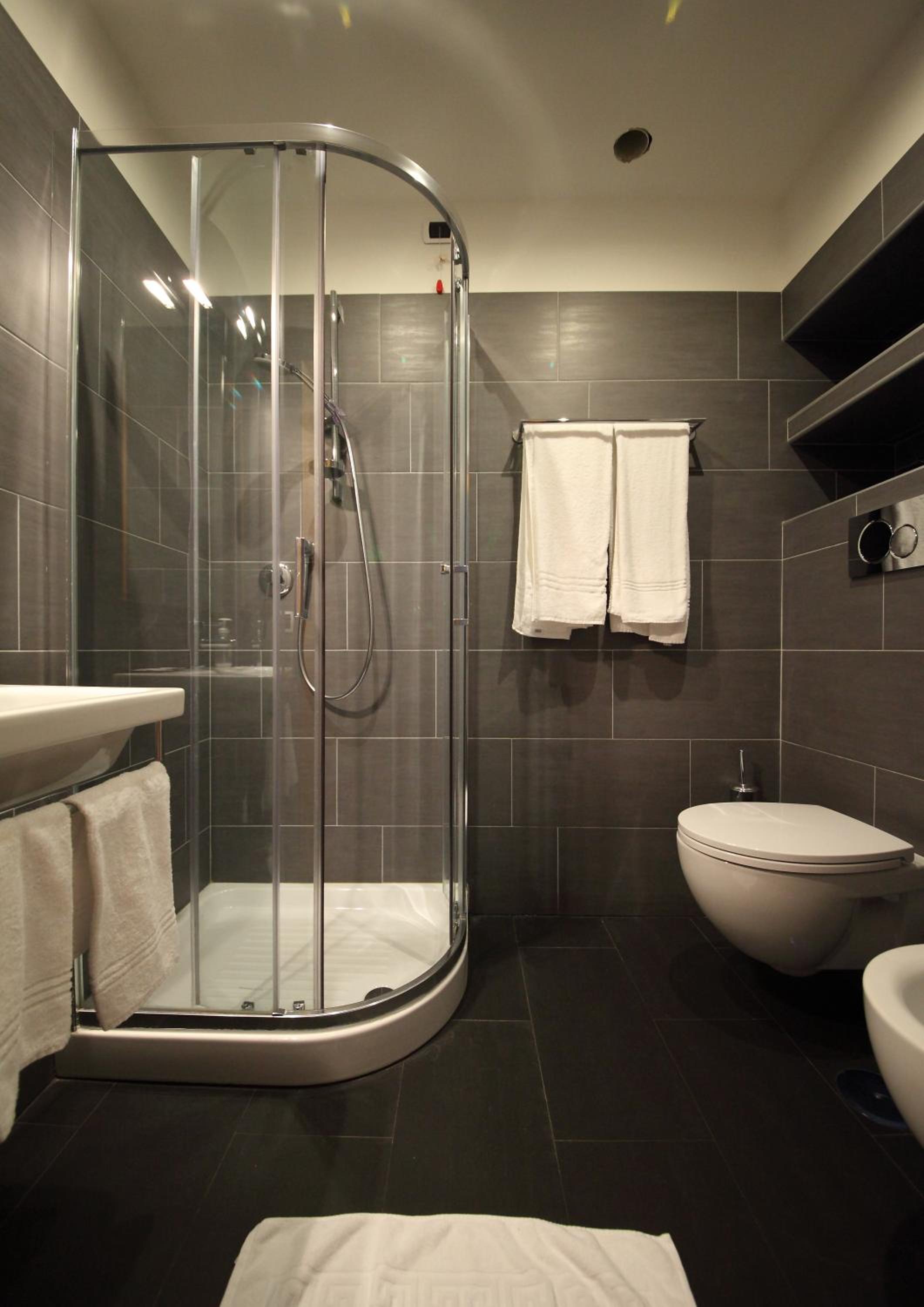 Double or Twin Room photo 3