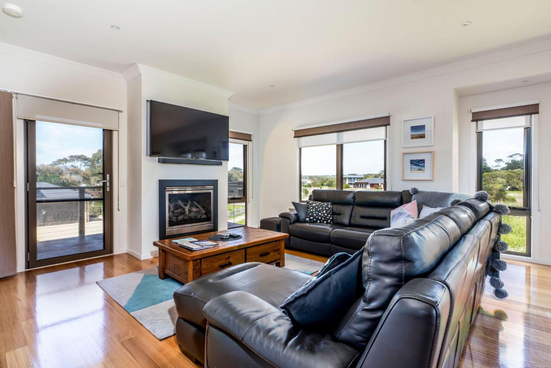 Four-Bedroom House photo 1