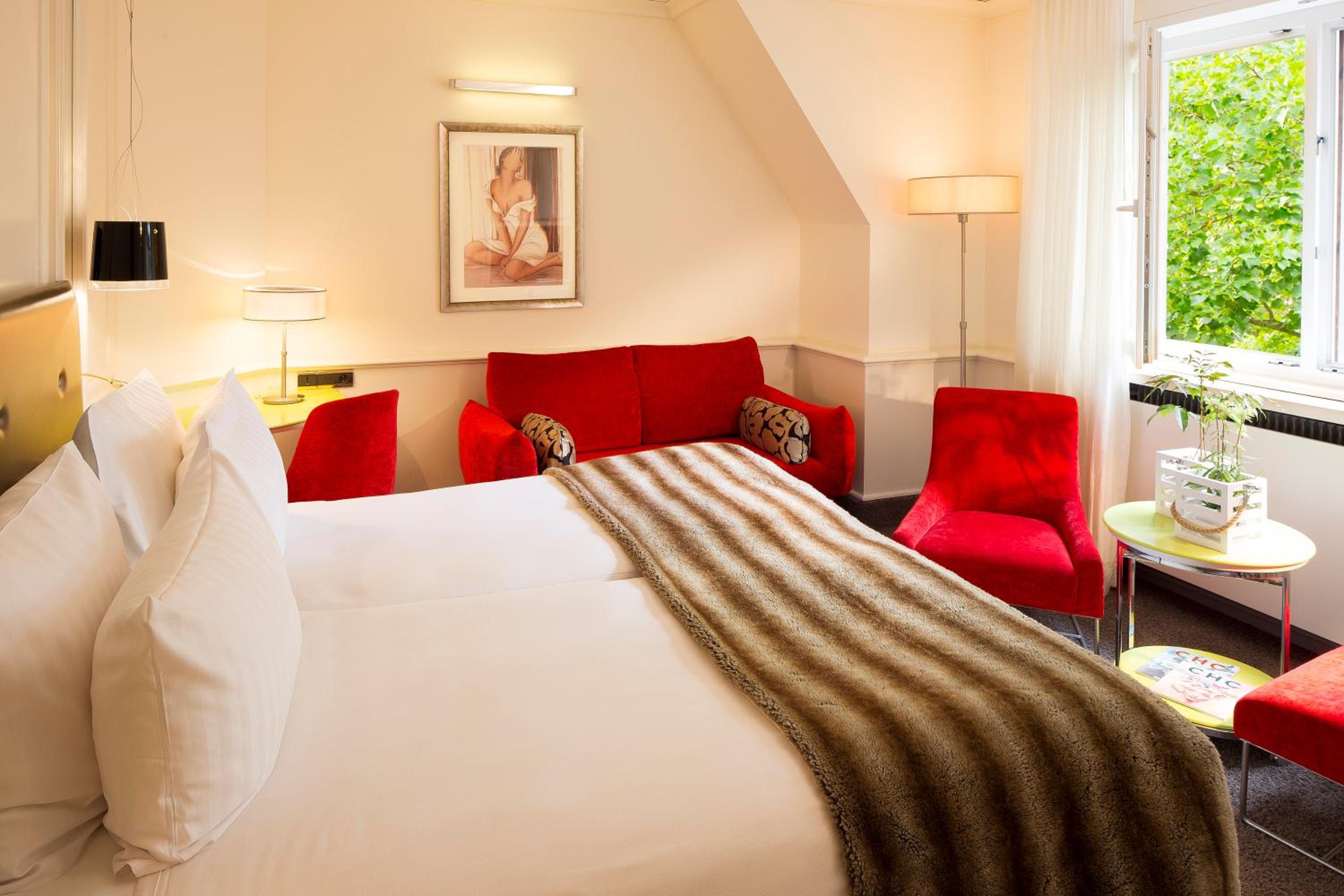 Executive Double Room with Yonasaya Spa Access photo 1