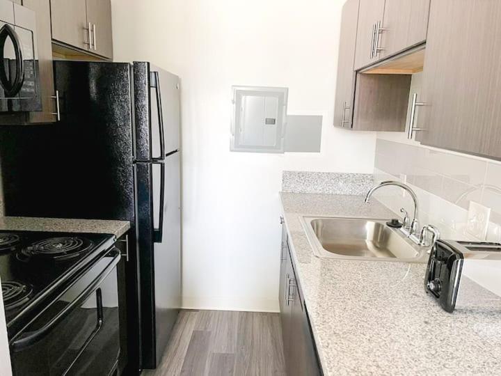 Apartment with Garden View - Photo 14