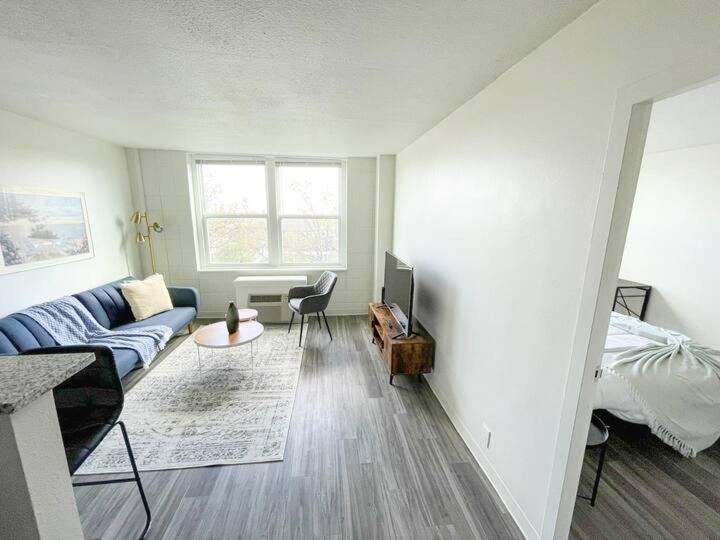 Deluxe Apartment - Photo 12