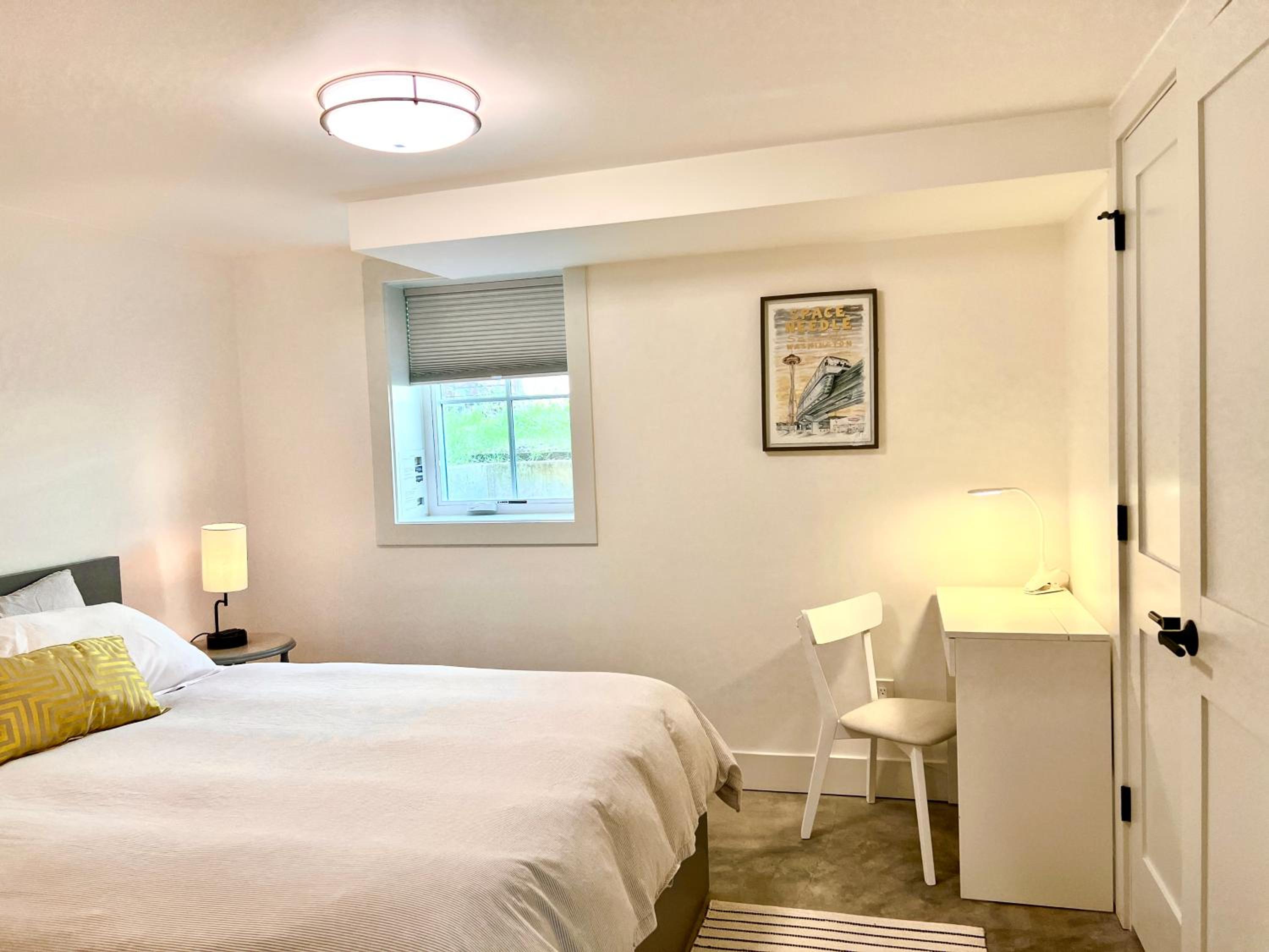Two-Bedroom House - Photo 1