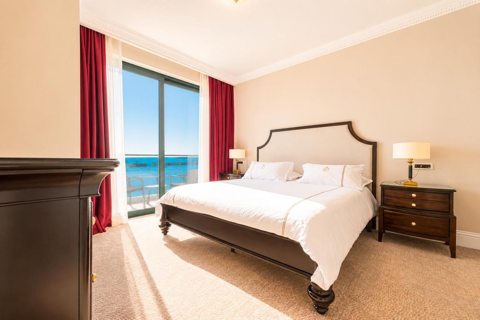Double Room with Balcony and Sea View